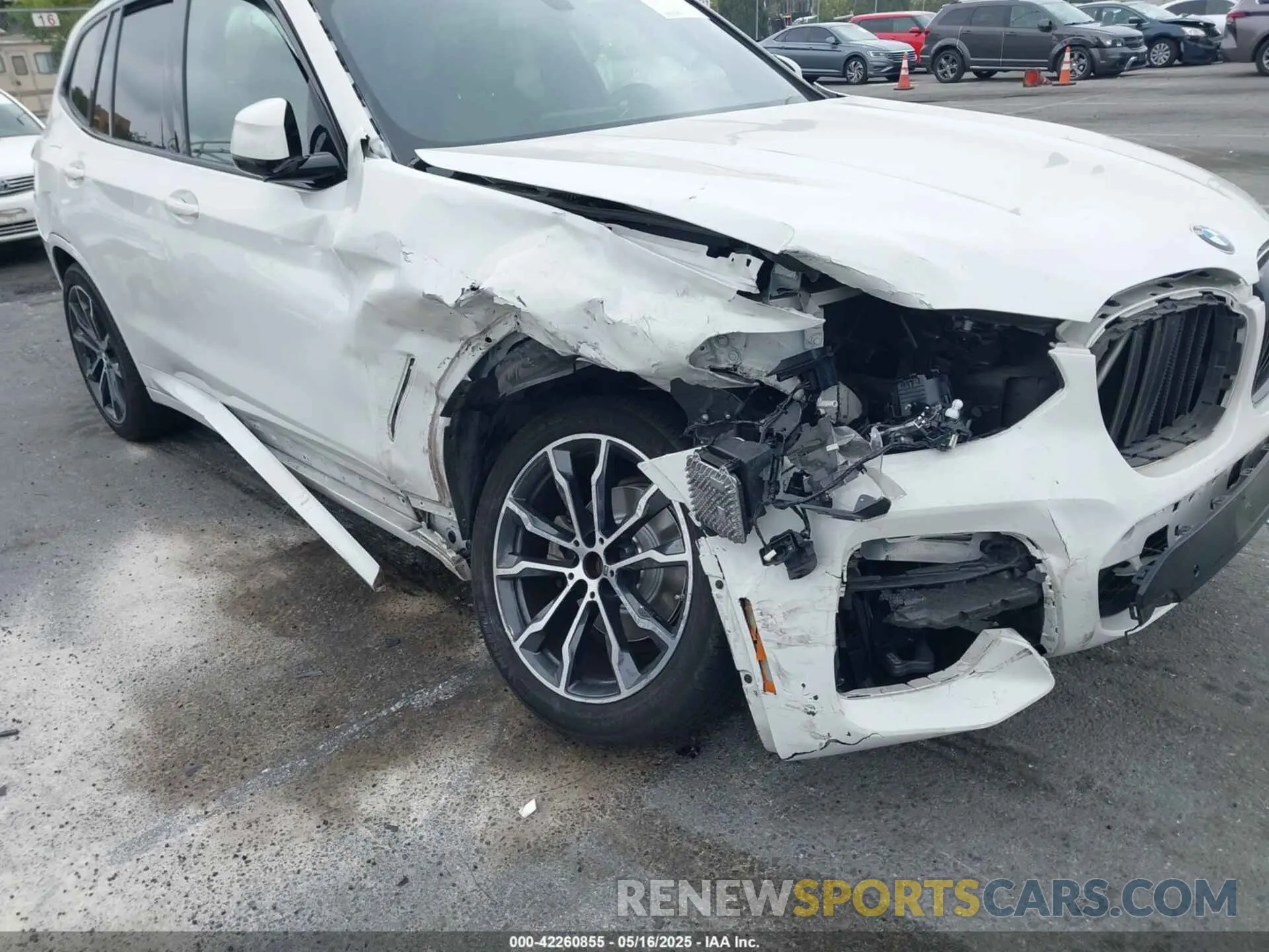 6 Photograph of a damaged car 5UXTY3C06M9G70867 BMW X3 2021