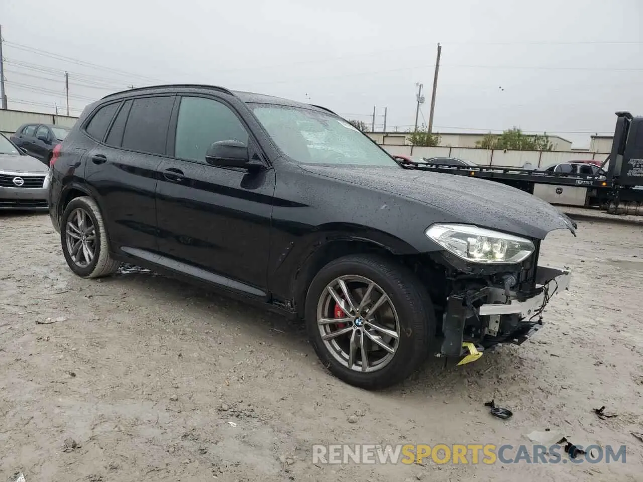 4 Photograph of a damaged car 5UXTY3C07M9D85143 BMW X3 2021