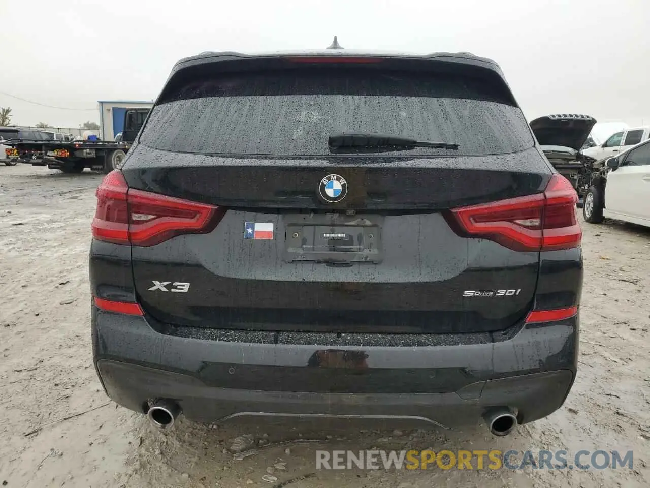 6 Photograph of a damaged car 5UXTY3C07M9D85143 BMW X3 2021