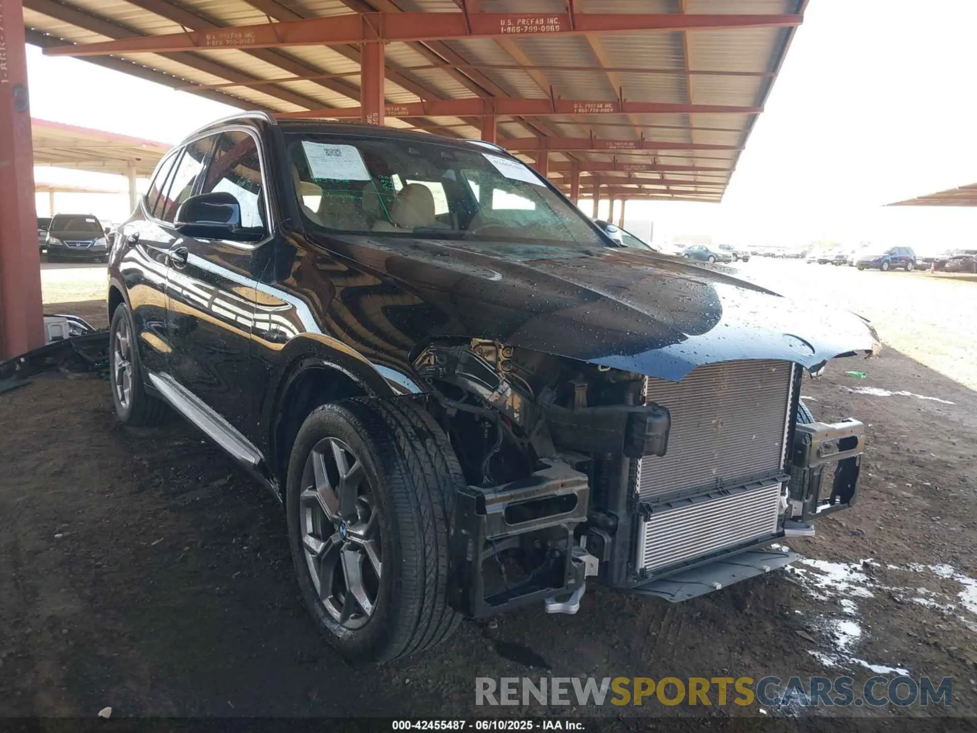 1 Photograph of a damaged car 5UXTY3C07M9E74629 BMW X3 2021