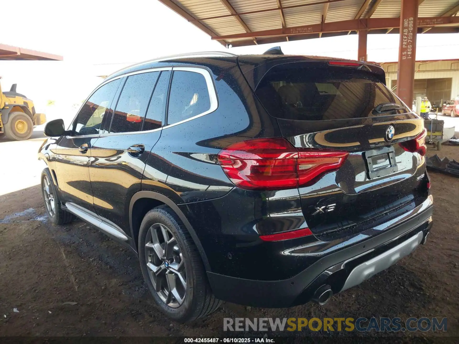 3 Photograph of a damaged car 5UXTY3C07M9E74629 BMW X3 2021