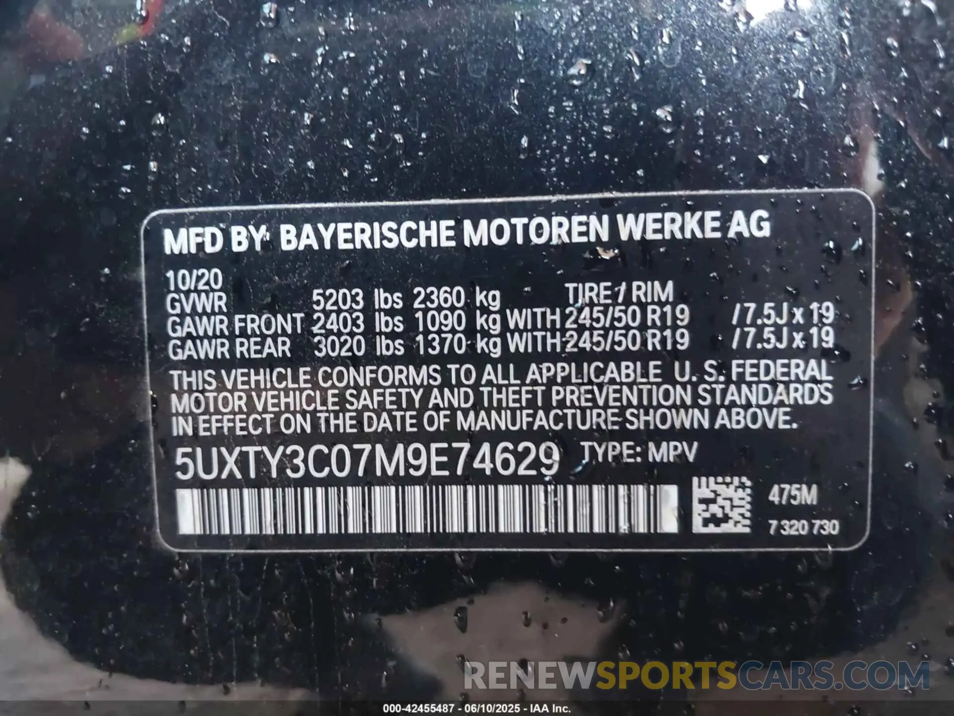 9 Photograph of a damaged car 5UXTY3C07M9E74629 BMW X3 2021
