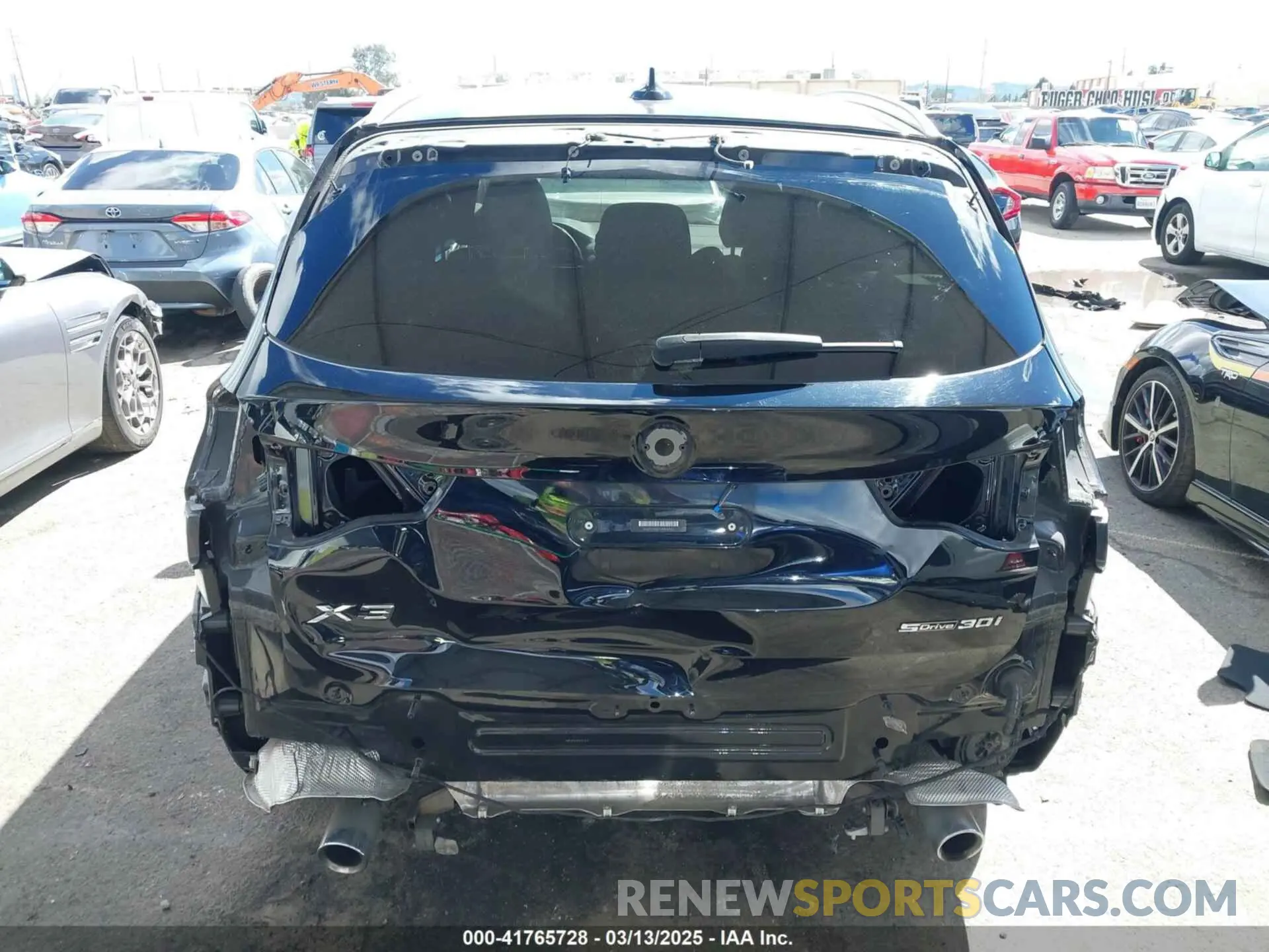 17 Фотография поврежденного автомобиля 5UXTY3C07M9G14775 BMW X3 2021