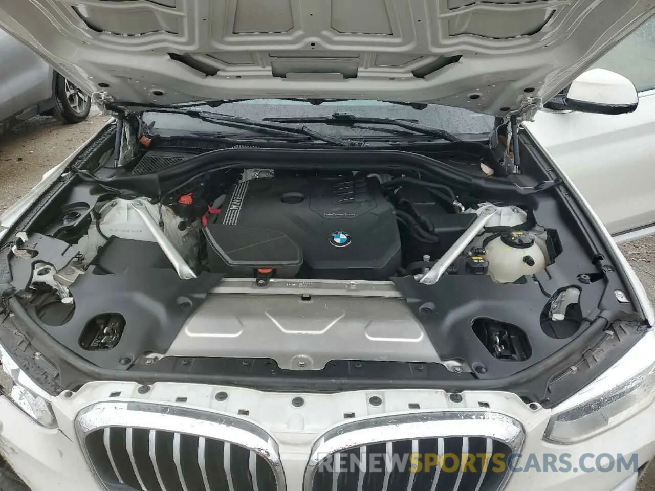12 Photograph of a damaged car 5UXTY3C08M9E84568 BMW X3 2021