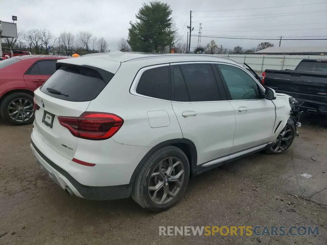 3 Photograph of a damaged car 5UXTY3C08M9E84568 BMW X3 2021