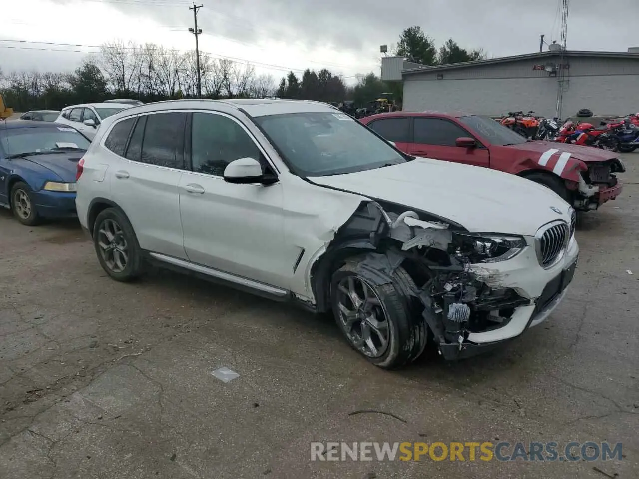 4 Photograph of a damaged car 5UXTY3C08M9E84568 BMW X3 2021