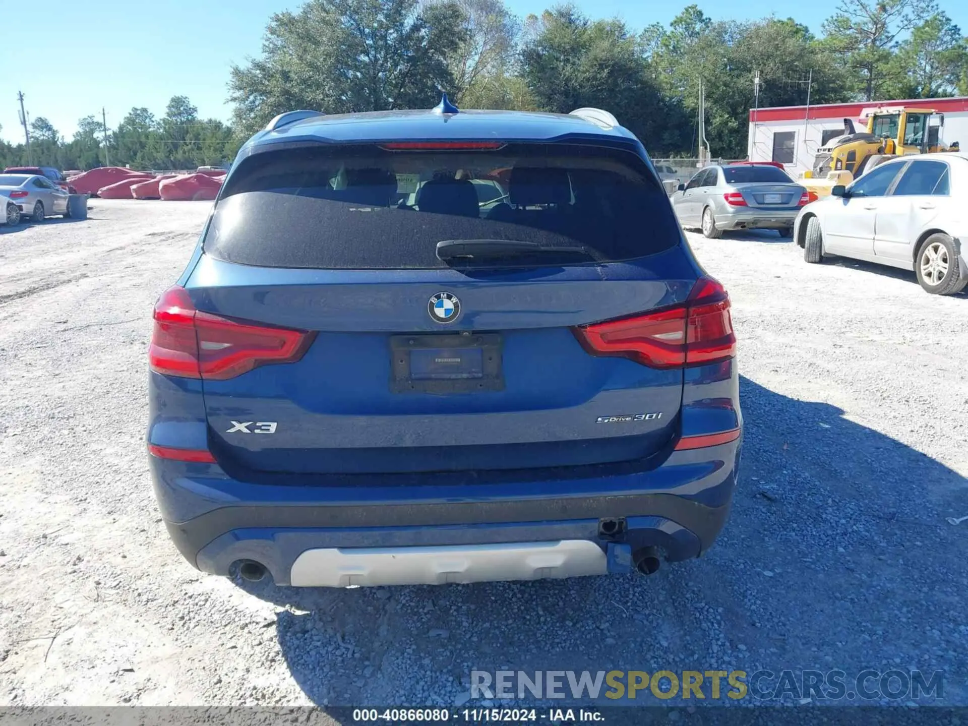 17 Photograph of a damaged car 5UXTY3C08M9H58836 BMW X3 2021