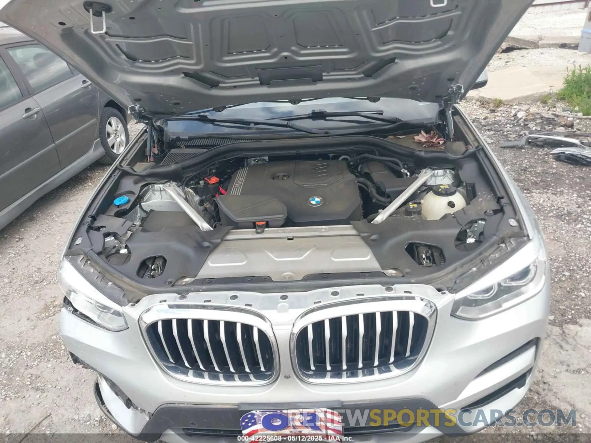 10 Photograph of a damaged car 5UXTY3C09M9E14741 BMW X3 2021