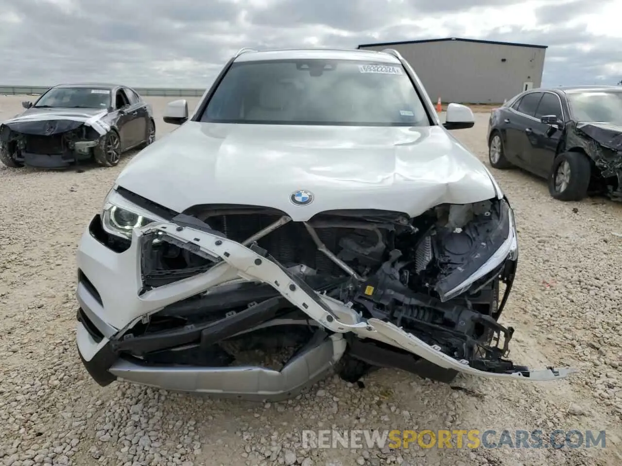 5 Photograph of a damaged car 5UXTY3C09M9E99807 BMW X3 2021