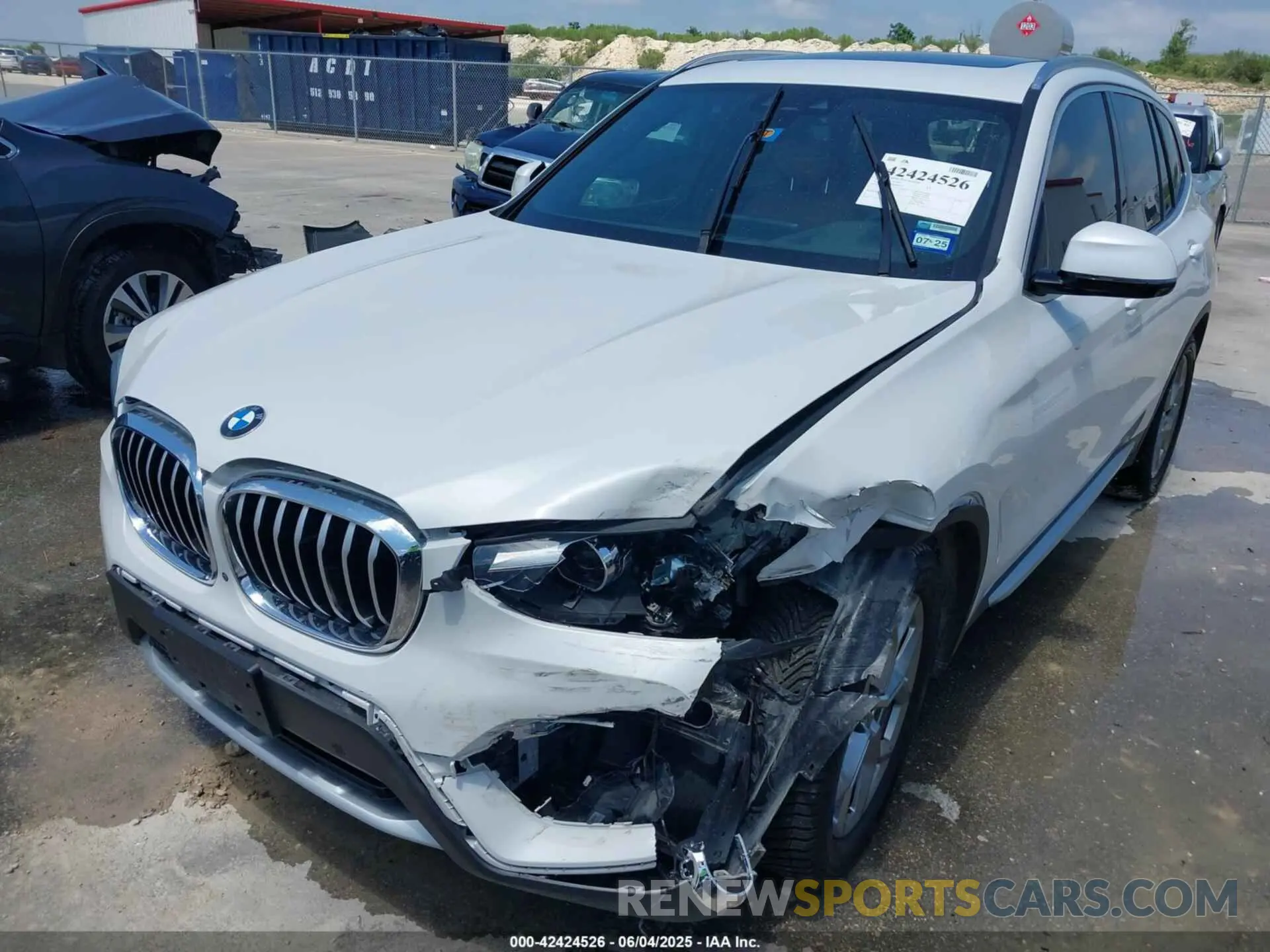 6 Photograph of a damaged car 5UXTY3C09M9H84619 BMW X3 2021