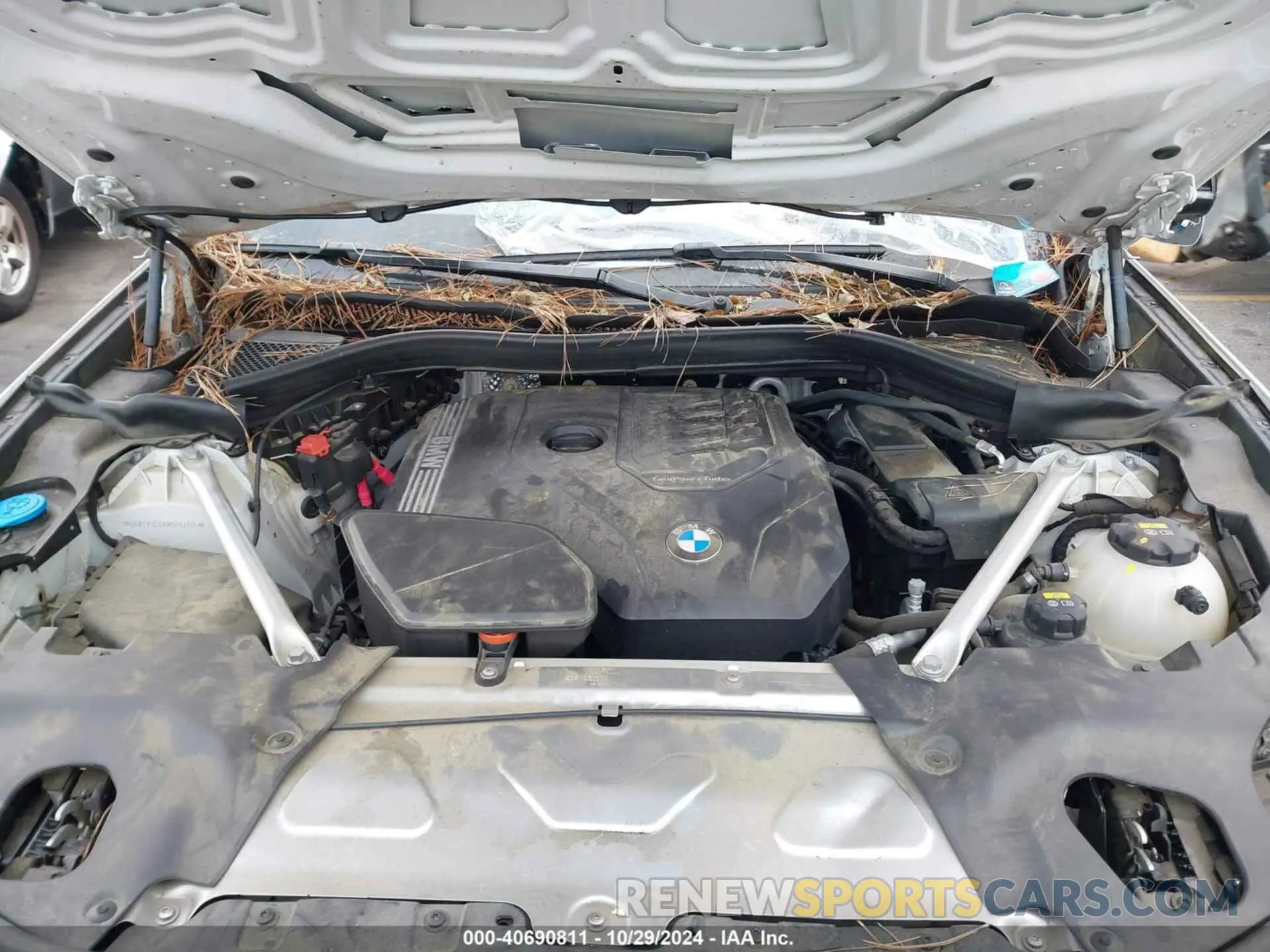 10 Photograph of a damaged car 5UXTY3C0XM9D92135 BMW X3 2021