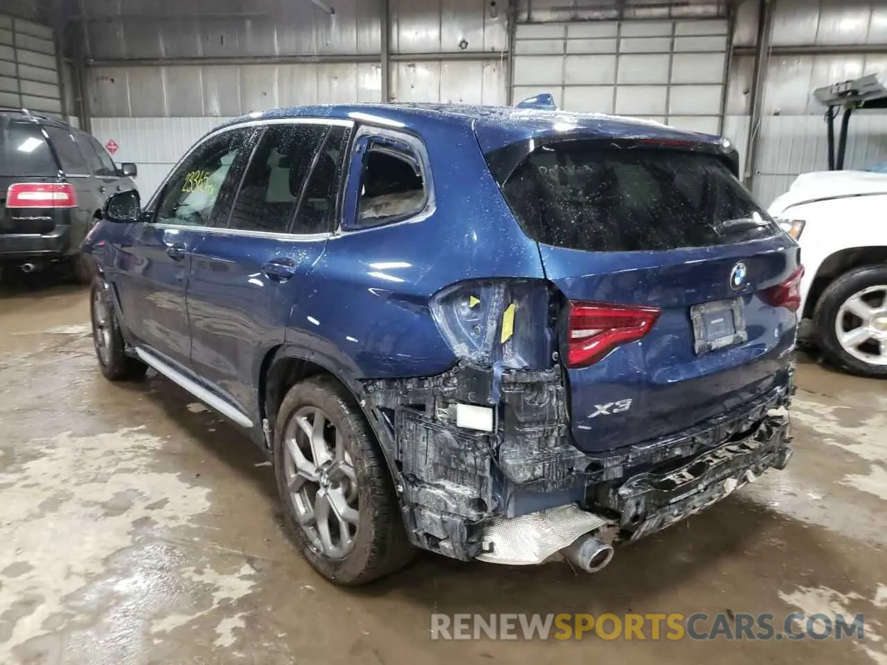 3 Photograph of a damaged car 5UXTY5C00M9F24153 BMW X3 2021