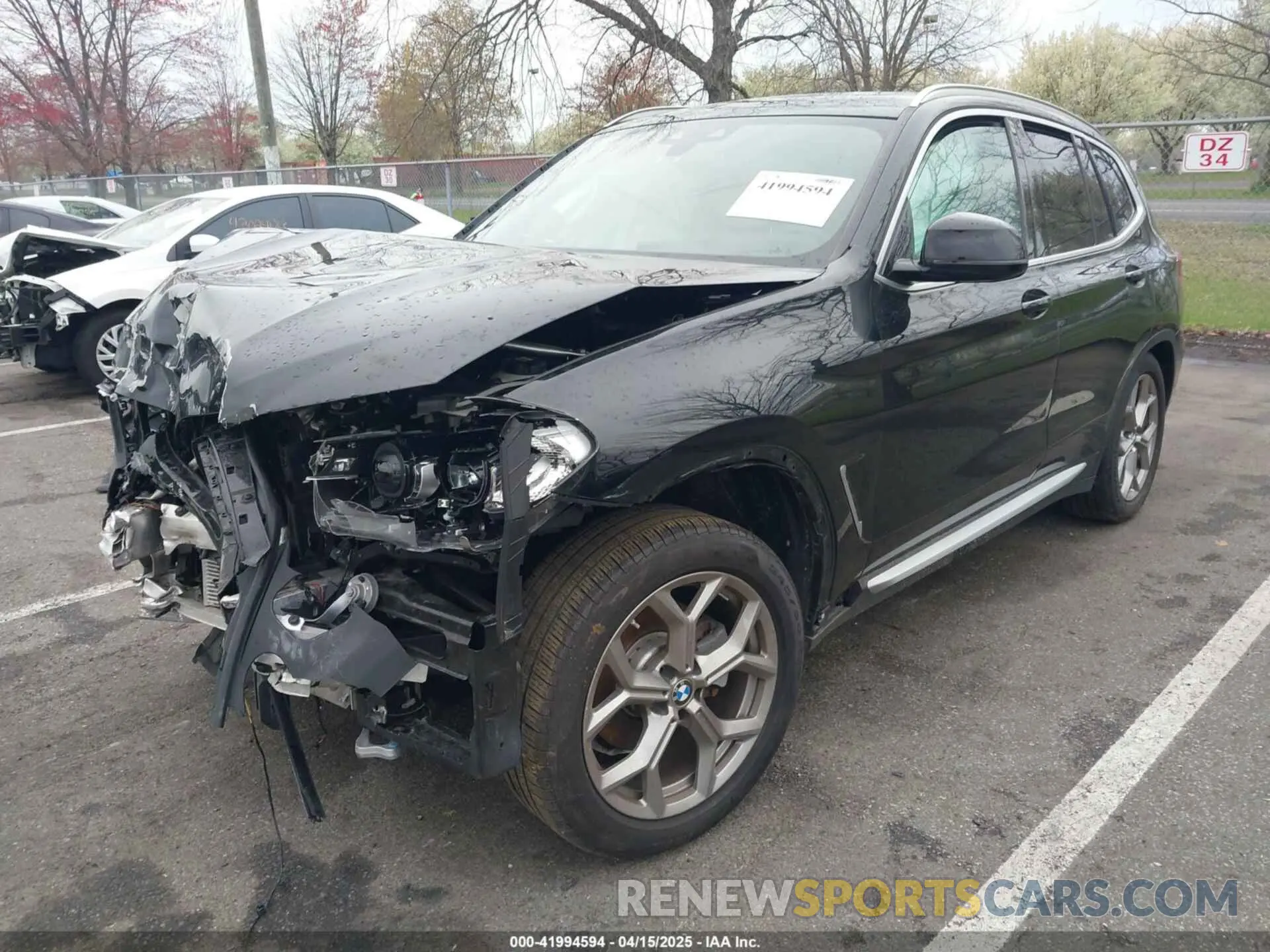 2 Photograph of a damaged car 5UXTY5C00M9F37677 BMW X3 2021