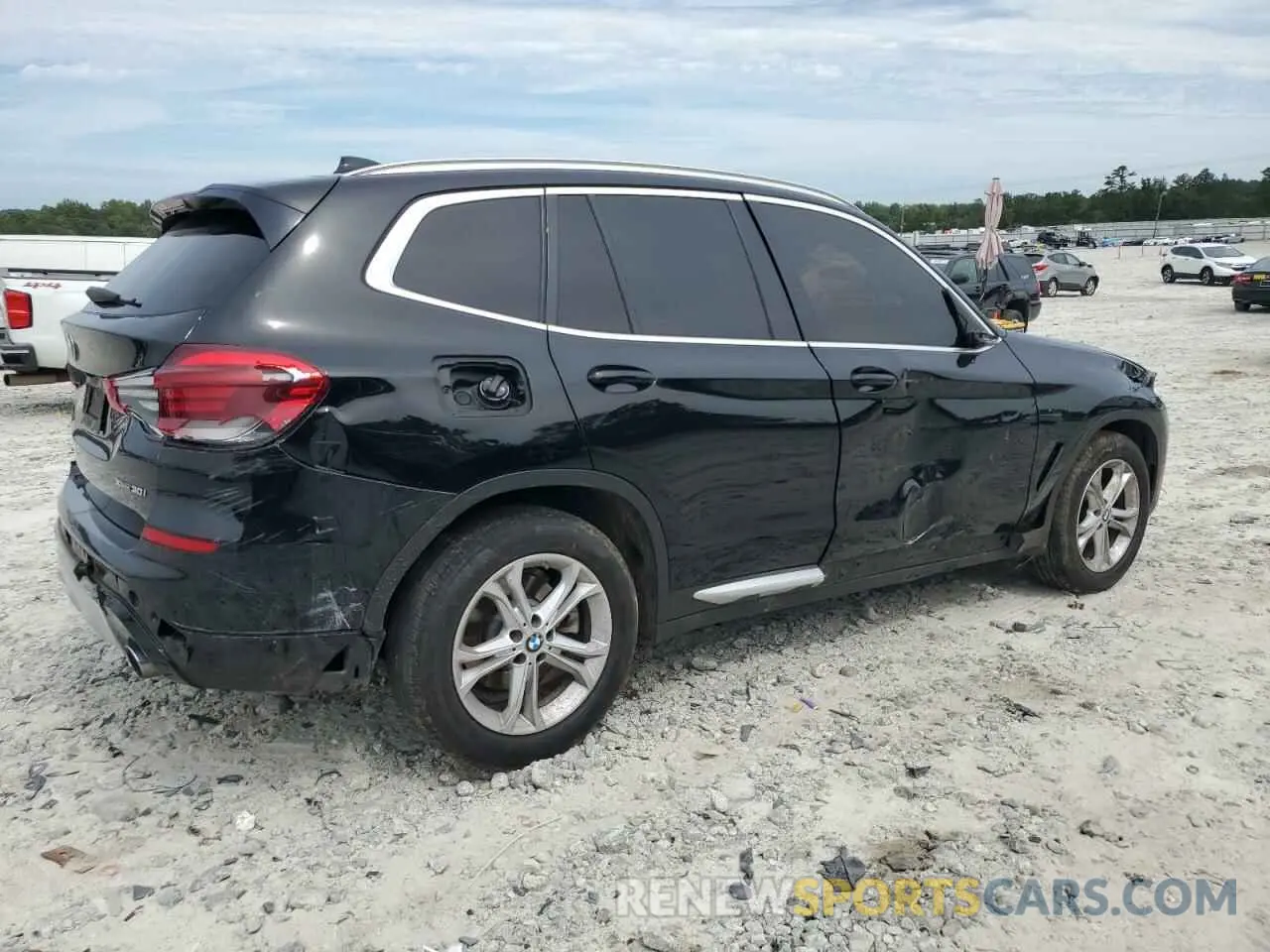 3 Фотография поврежденного автомобиля 5UXTY5C00M9F99211 BMW X3 2021
