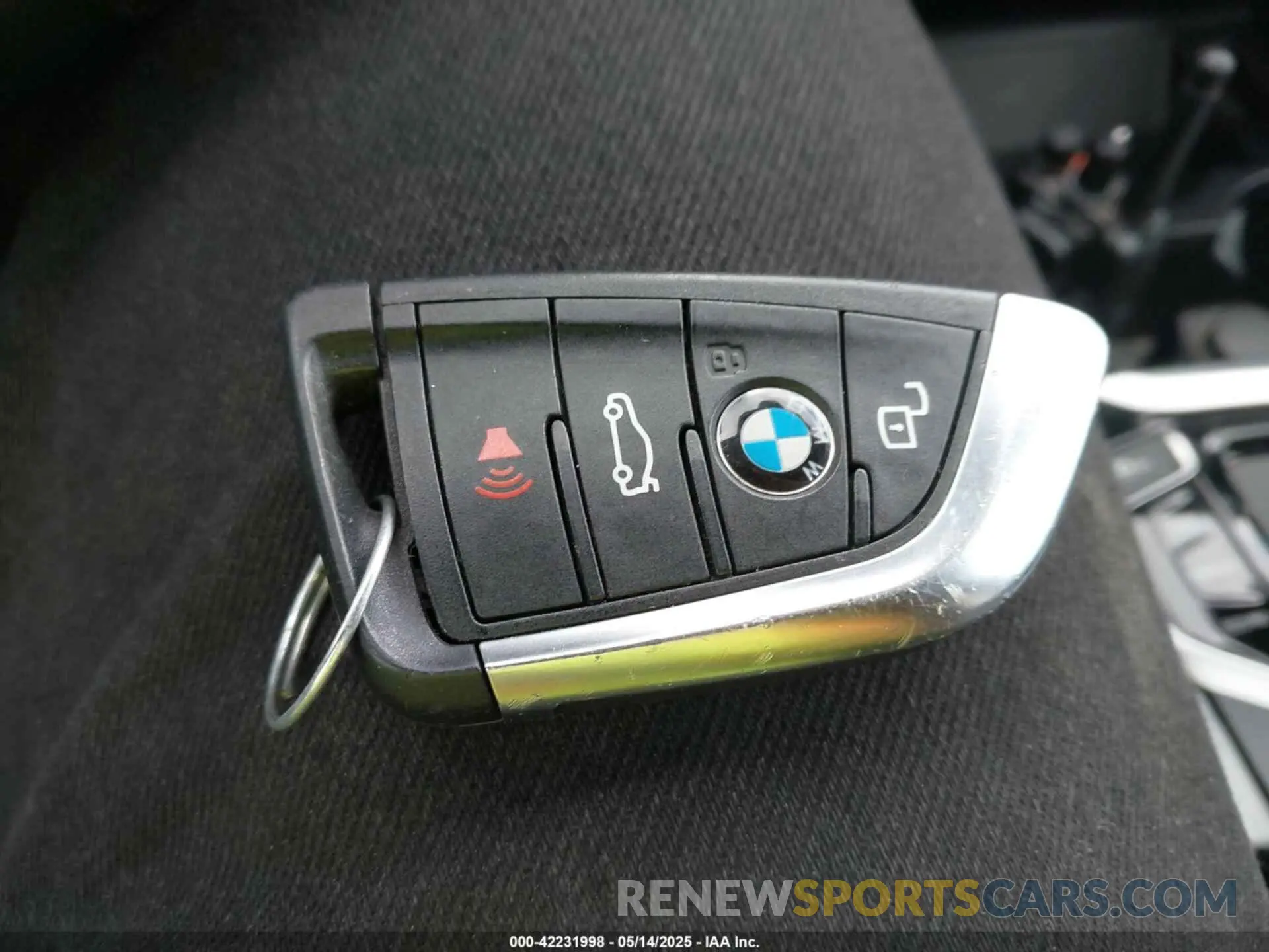 11 Photograph of a damaged car 5UXTY5C00M9H04412 BMW X3 2021