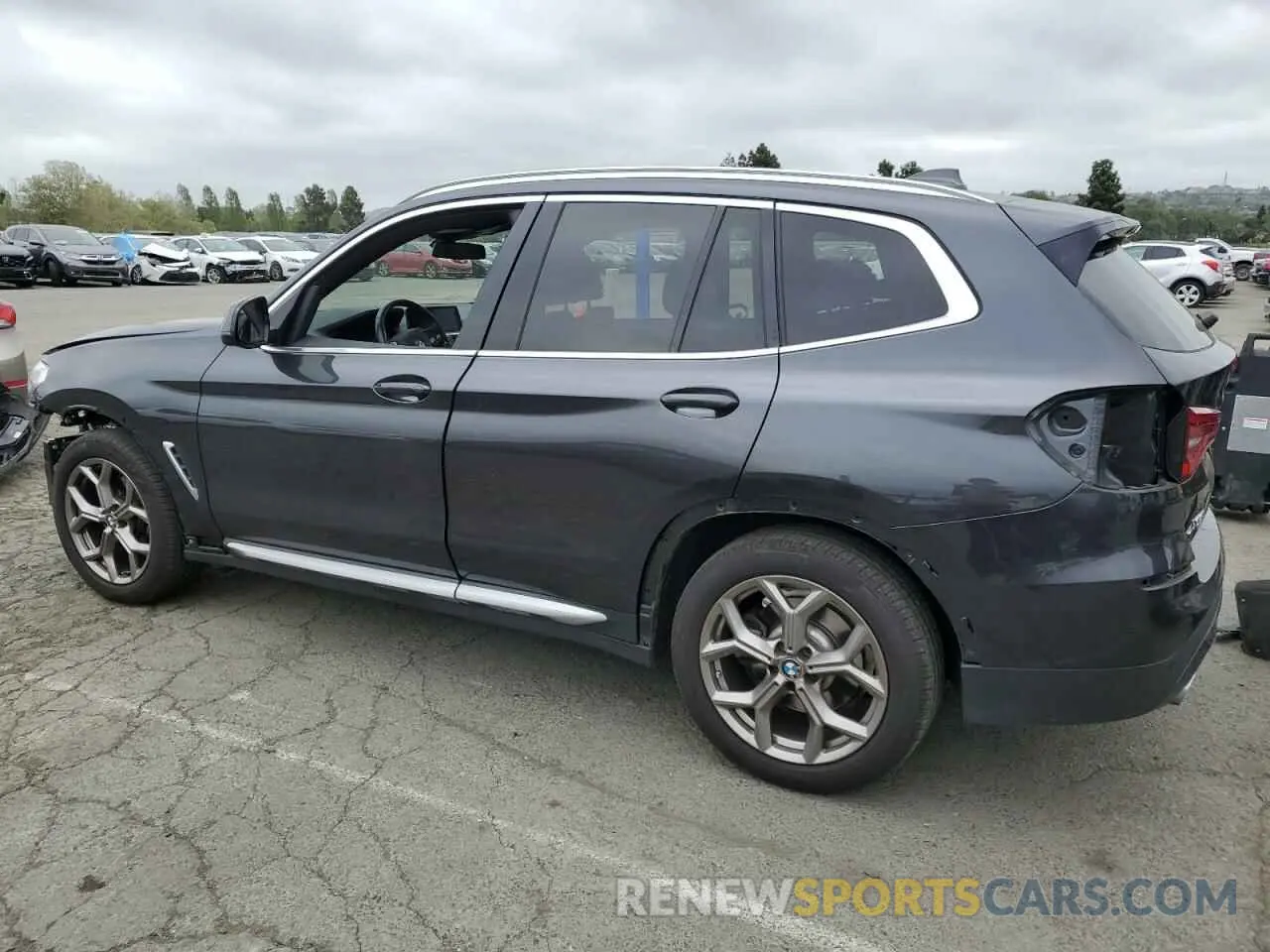 2 Photograph of a damaged car 5UXTY5C00M9H56123 BMW X3 2021