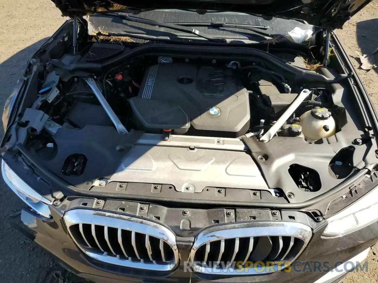 12 Photograph of a damaged car 5UXTY5C01M9E04460 BMW X3 2021
