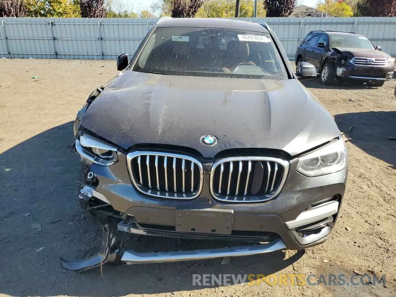 5 Photograph of a damaged car 5UXTY5C01M9E04460 BMW X3 2021