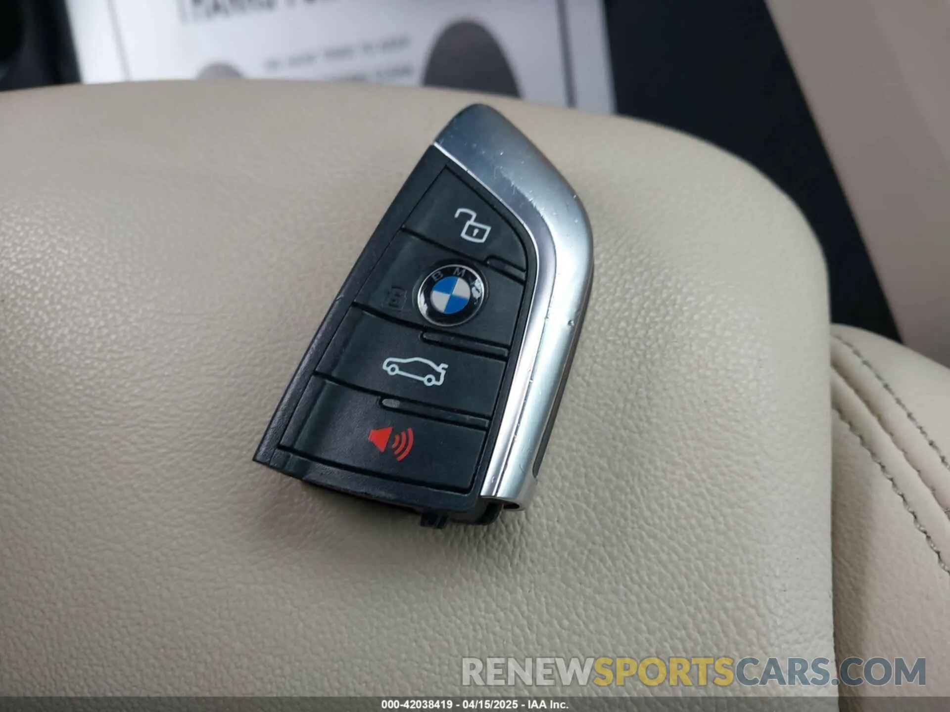 11 Photograph of a damaged car 5UXTY5C01M9E42951 BMW X3 2021