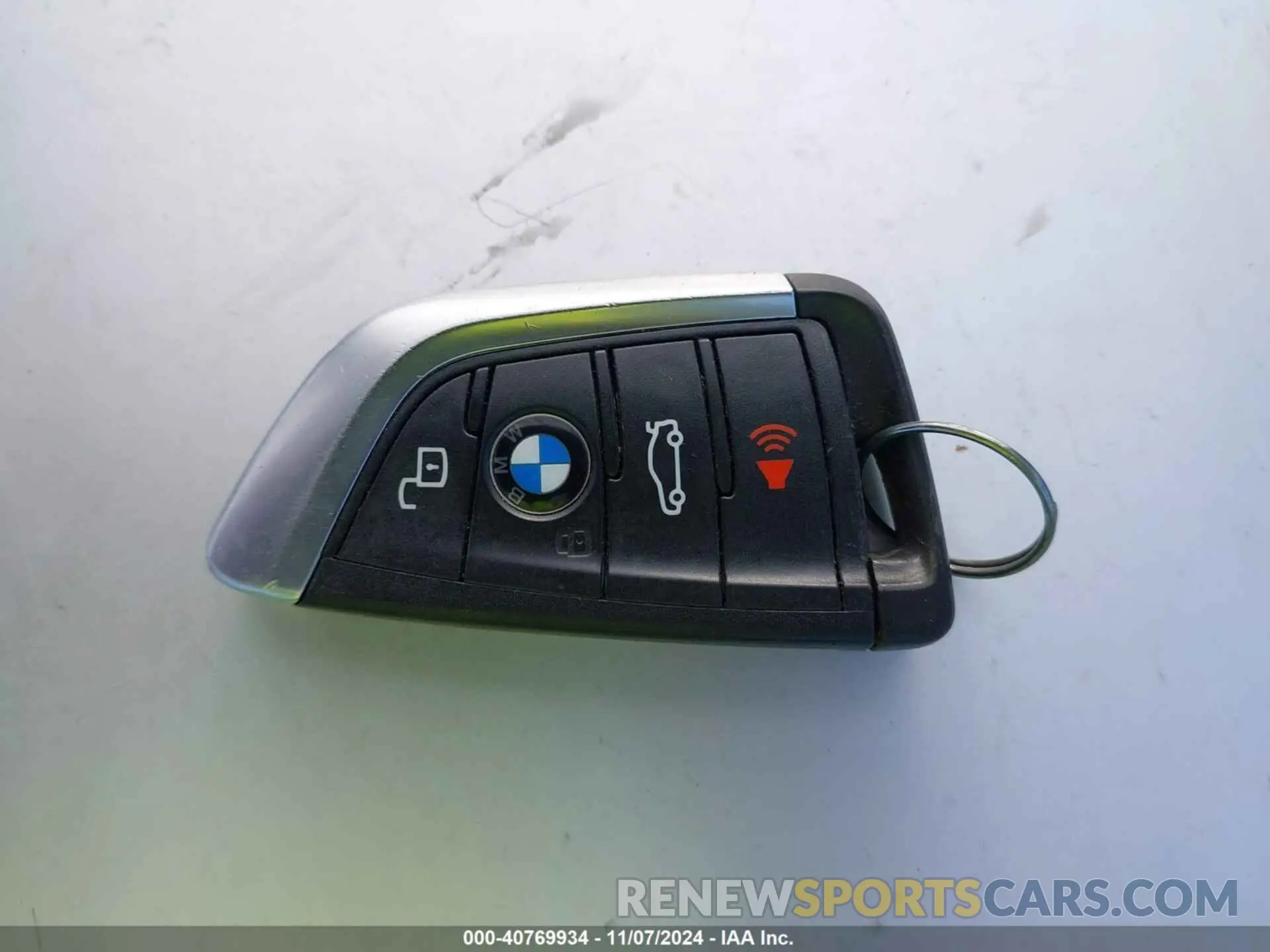 11 Photograph of a damaged car 5UXTY5C01M9F33198 BMW X3 2021