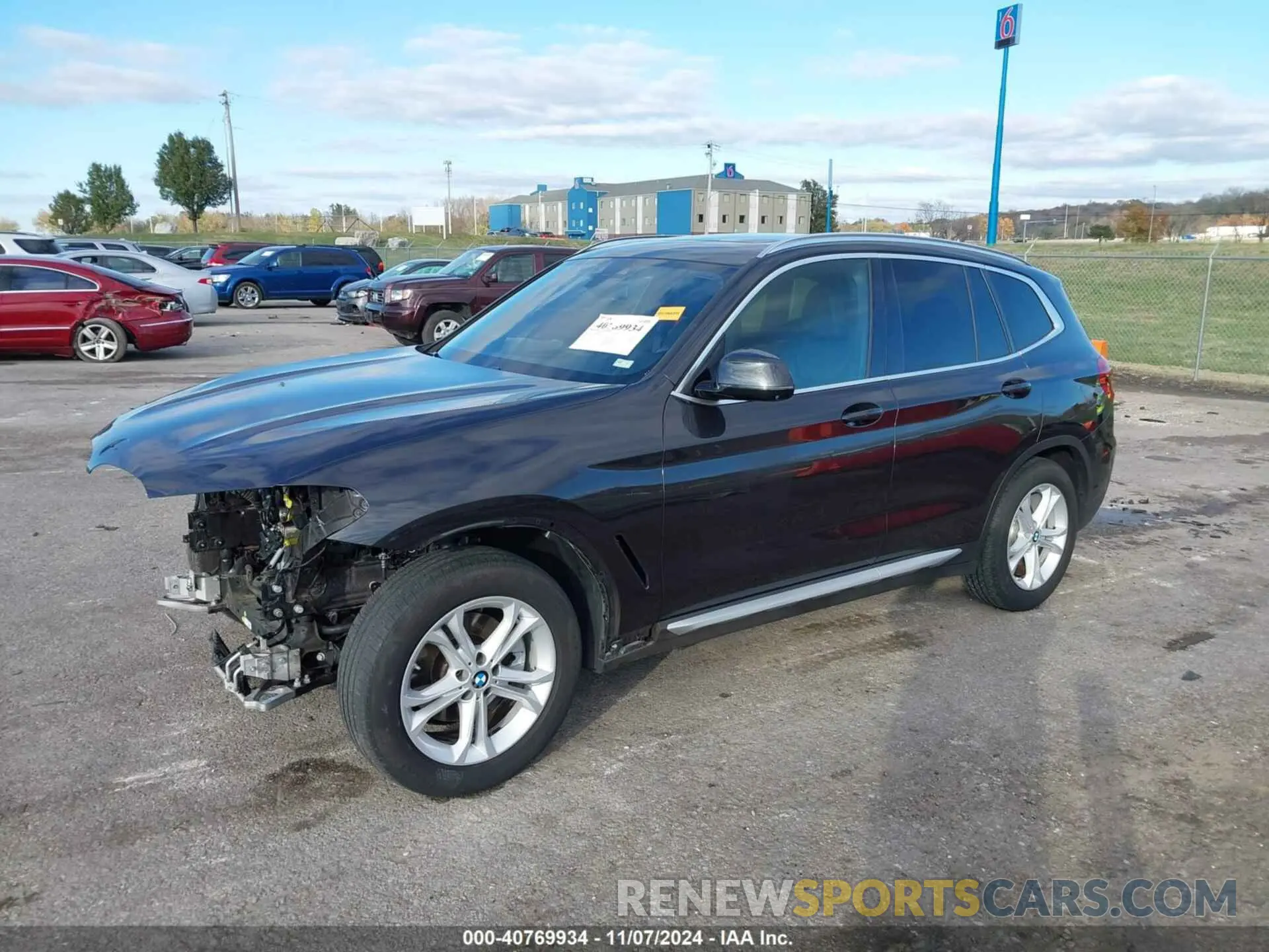 2 Photograph of a damaged car 5UXTY5C01M9F33198 BMW X3 2021