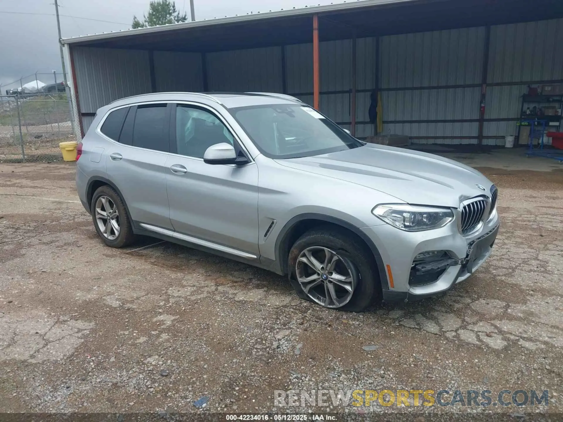 1 Photograph of a damaged car 5UXTY5C01M9H22613 BMW X3 2021