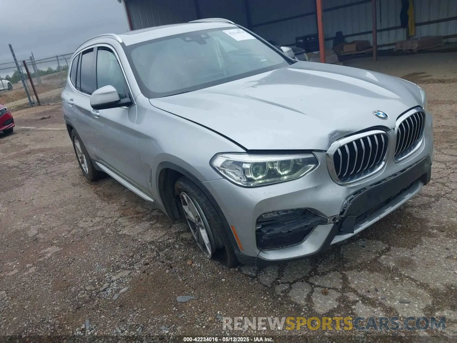 17 Photograph of a damaged car 5UXTY5C01M9H22613 BMW X3 2021