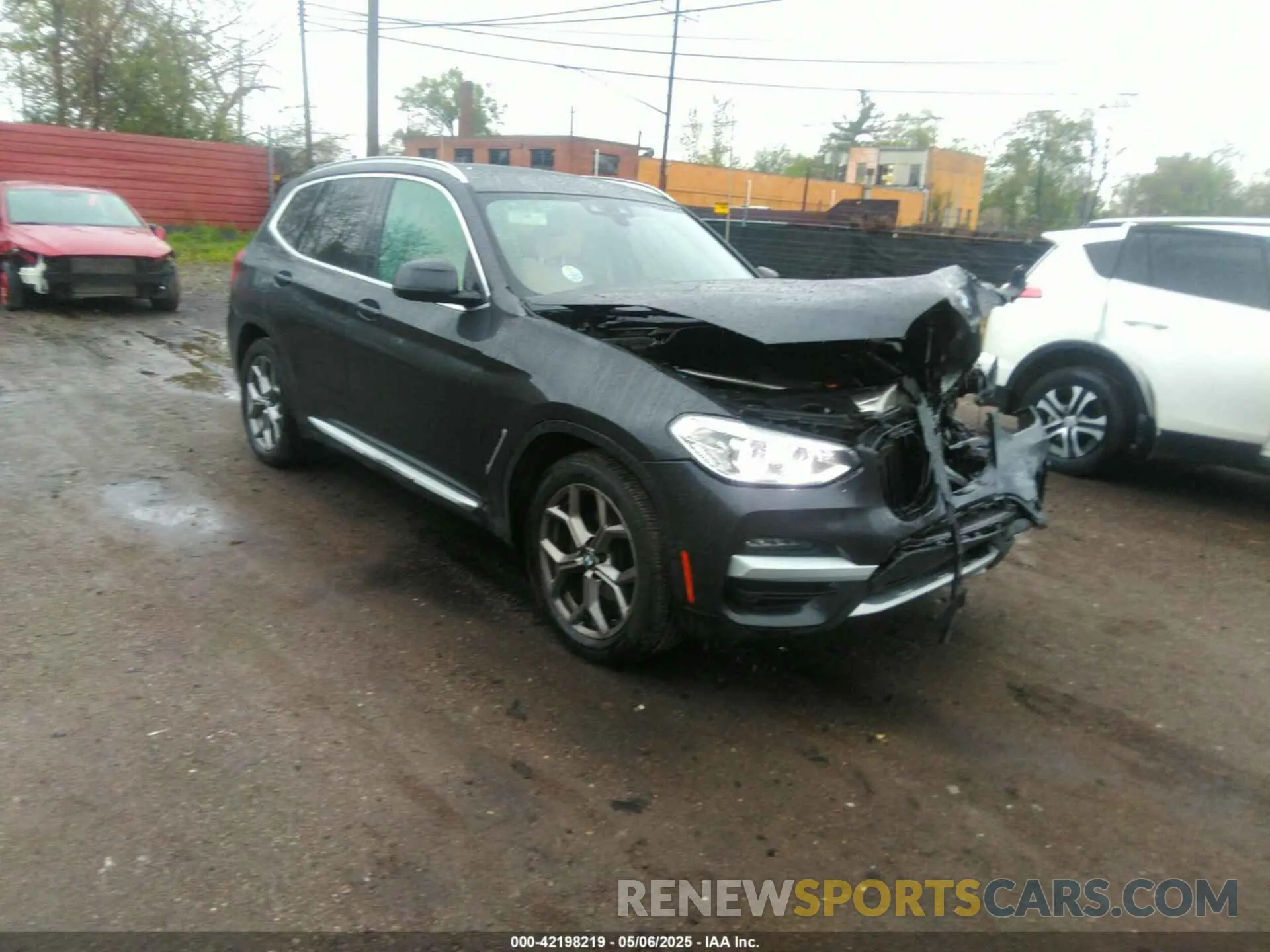 1 Photograph of a damaged car 5UXTY5C02M9D79732 BMW X3 2021