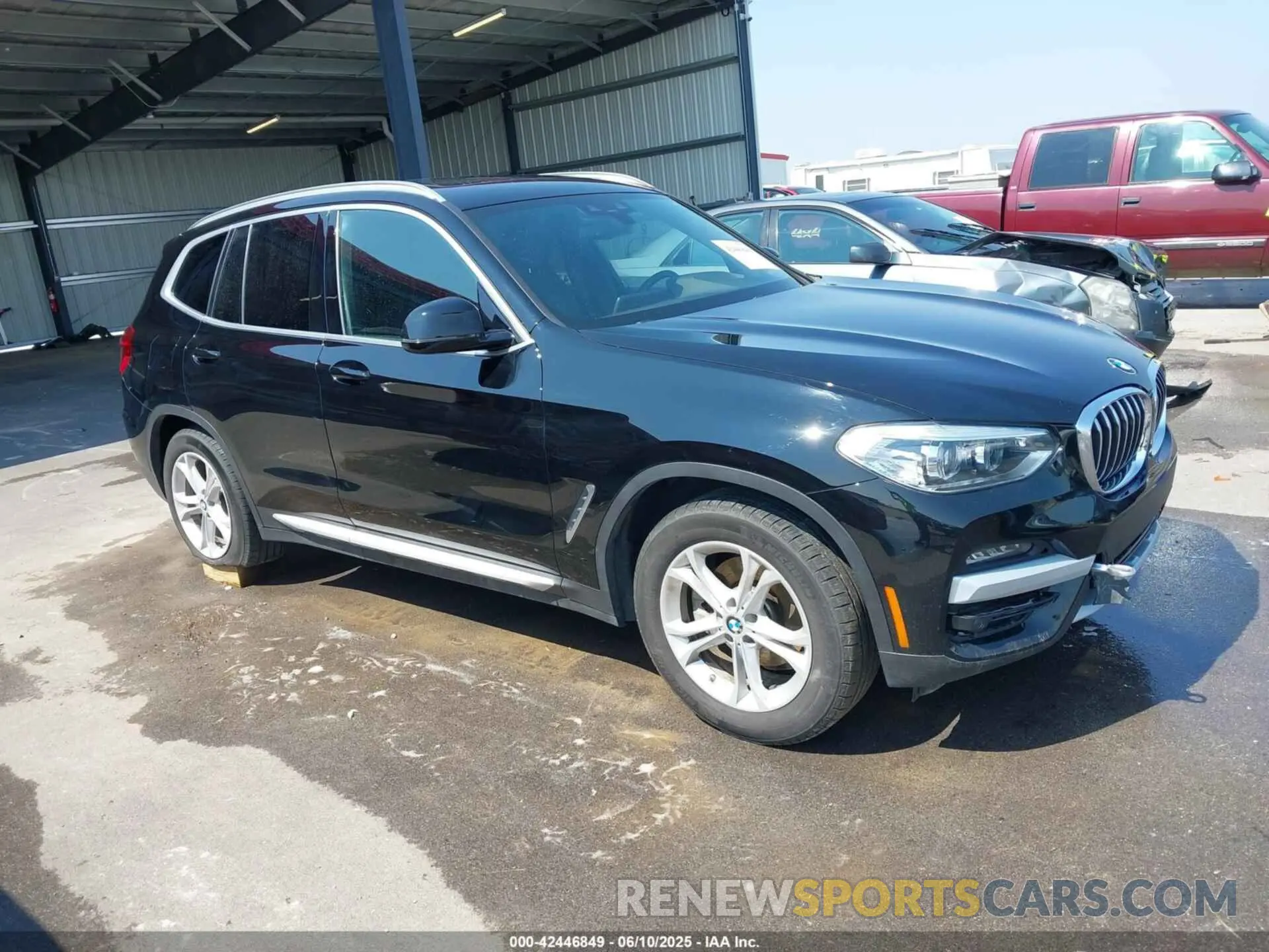1 Photograph of a damaged car 5UXTY5C02M9F20945 BMW X3 2021