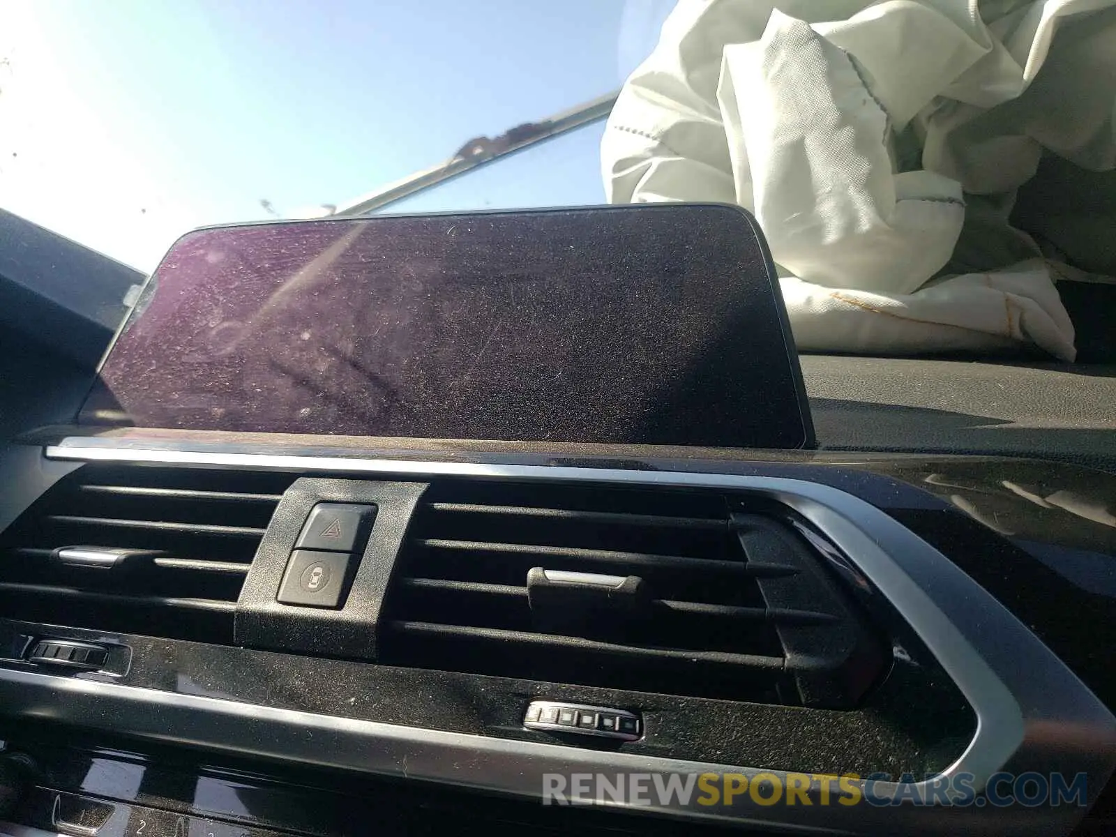 9 Photograph of a damaged car 5UXTY5C03M9F11140 BMW X3 2021