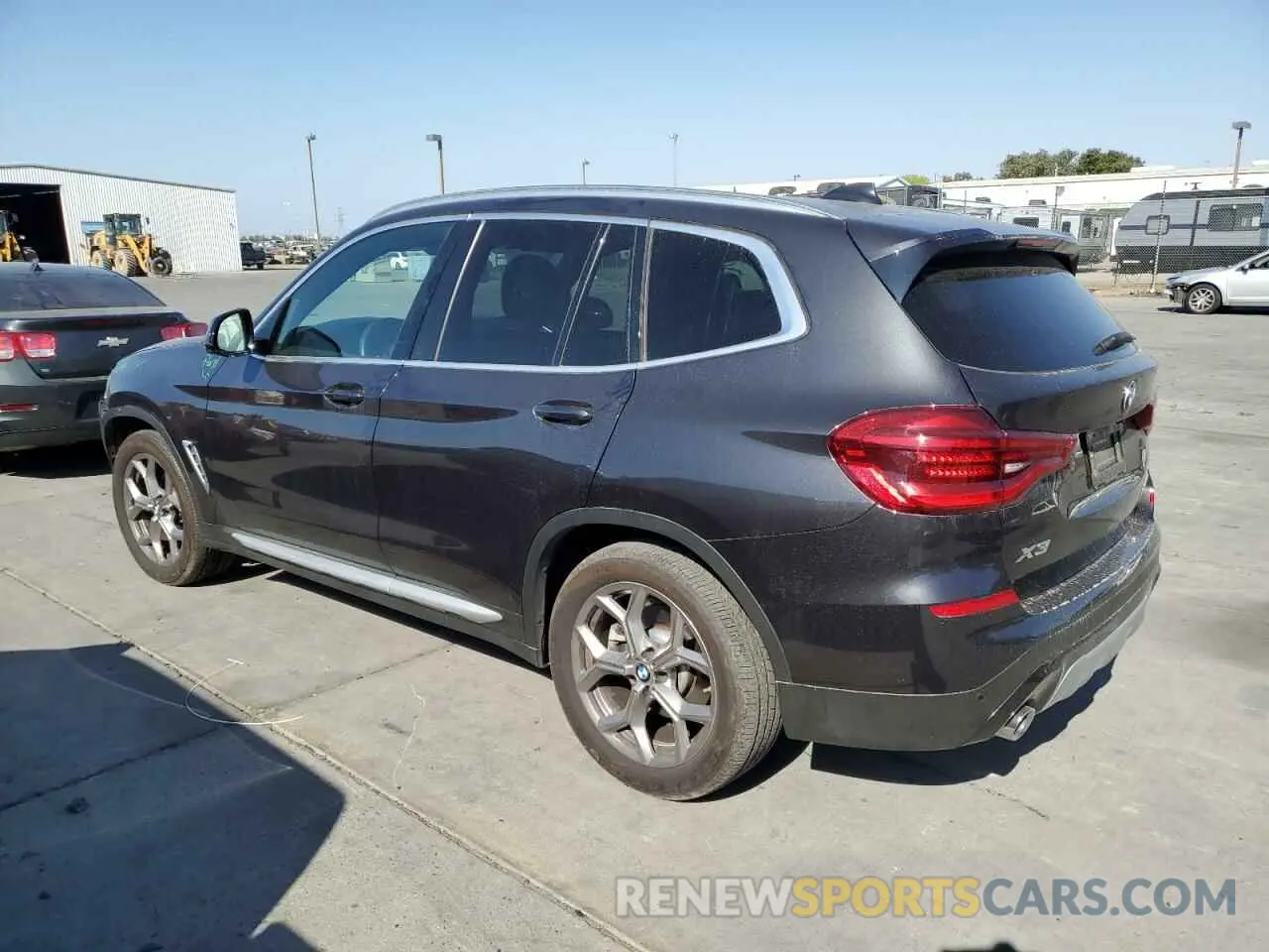 2 Photograph of a damaged car 5UXTY5C03M9F13163 BMW X3 2021