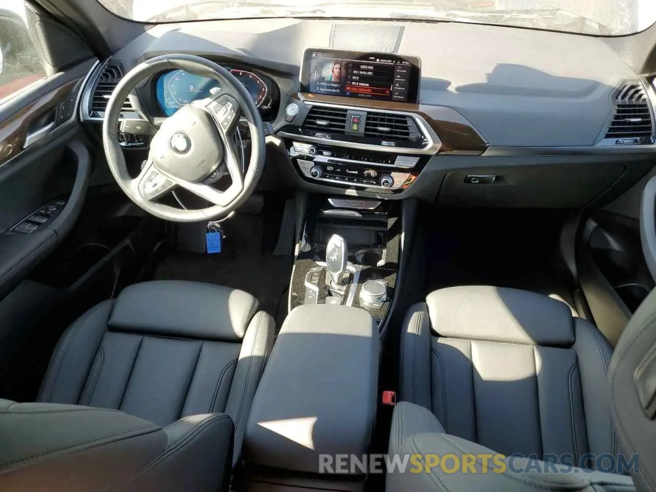 8 Photograph of a damaged car 5UXTY5C03M9F13163 BMW X3 2021