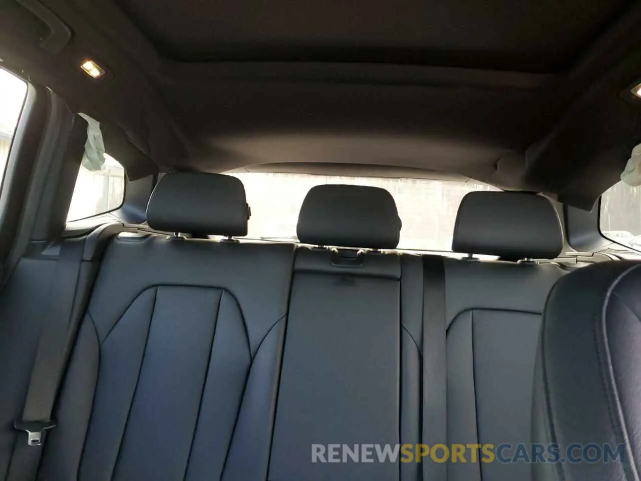 10 Фотография поврежденного автомобиля 5UXTY5C04M9F11244 BMW X3 2021