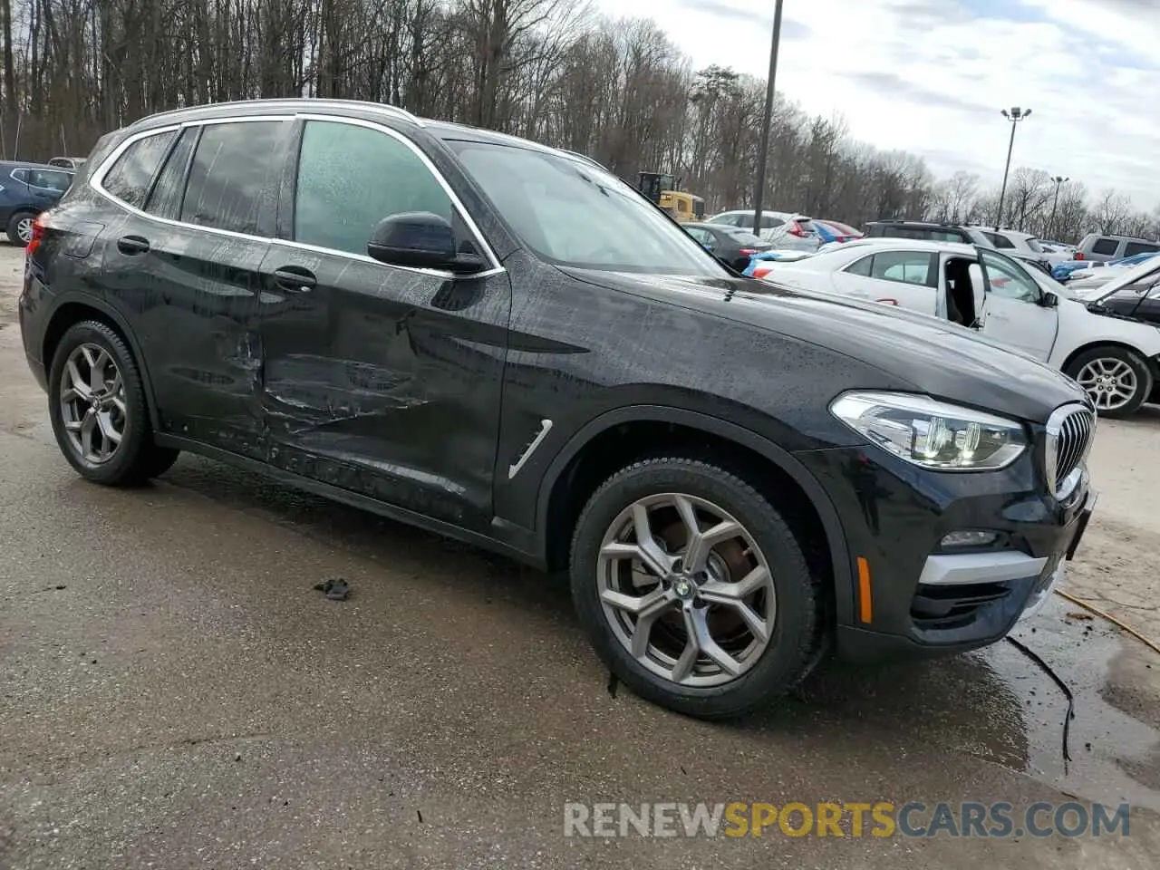4 Фотография поврежденного автомобиля 5UXTY5C04M9F11244 BMW X3 2021