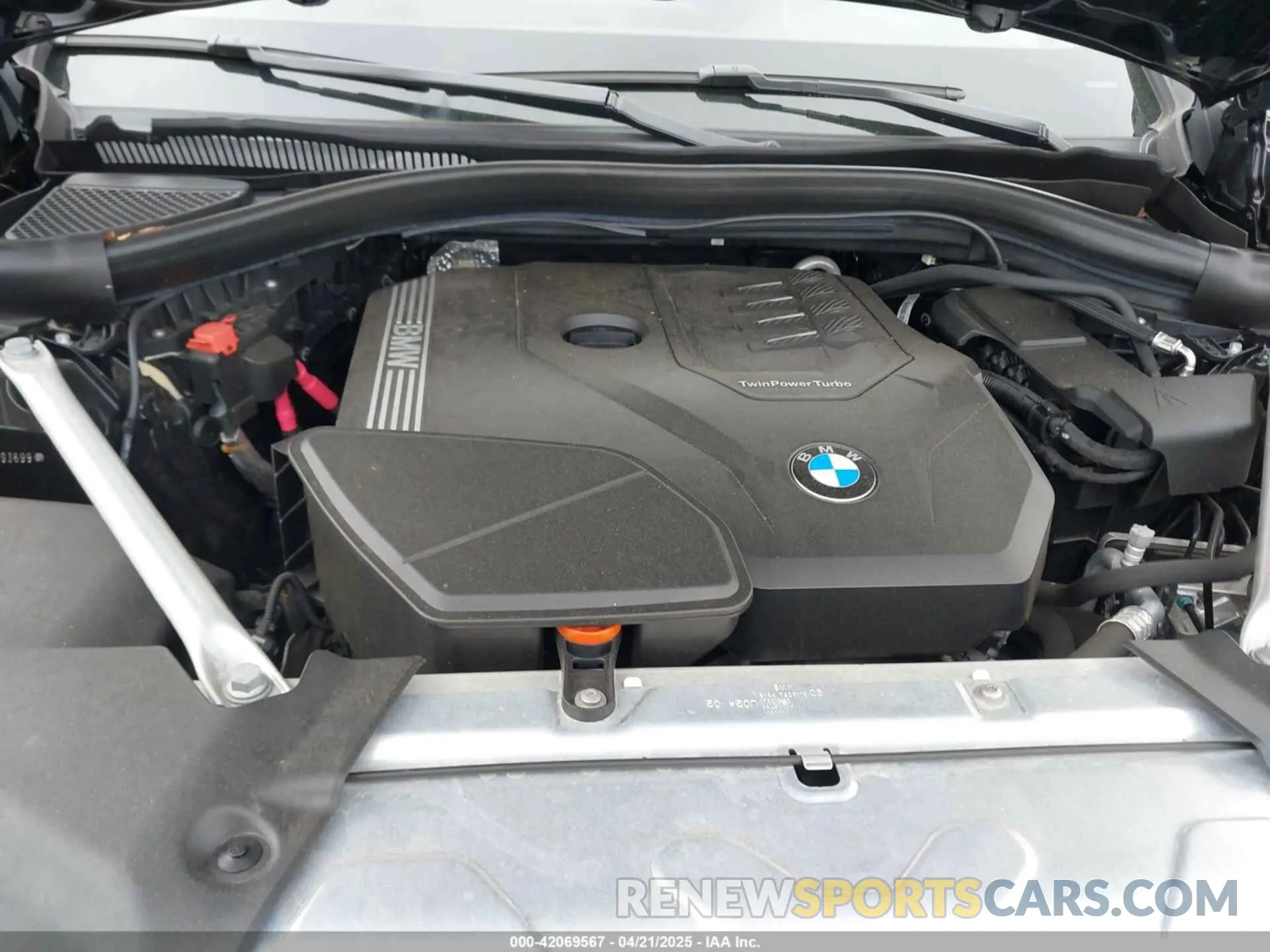 10 Photograph of a damaged car 5UXTY5C04M9F93699 BMW X3 2021