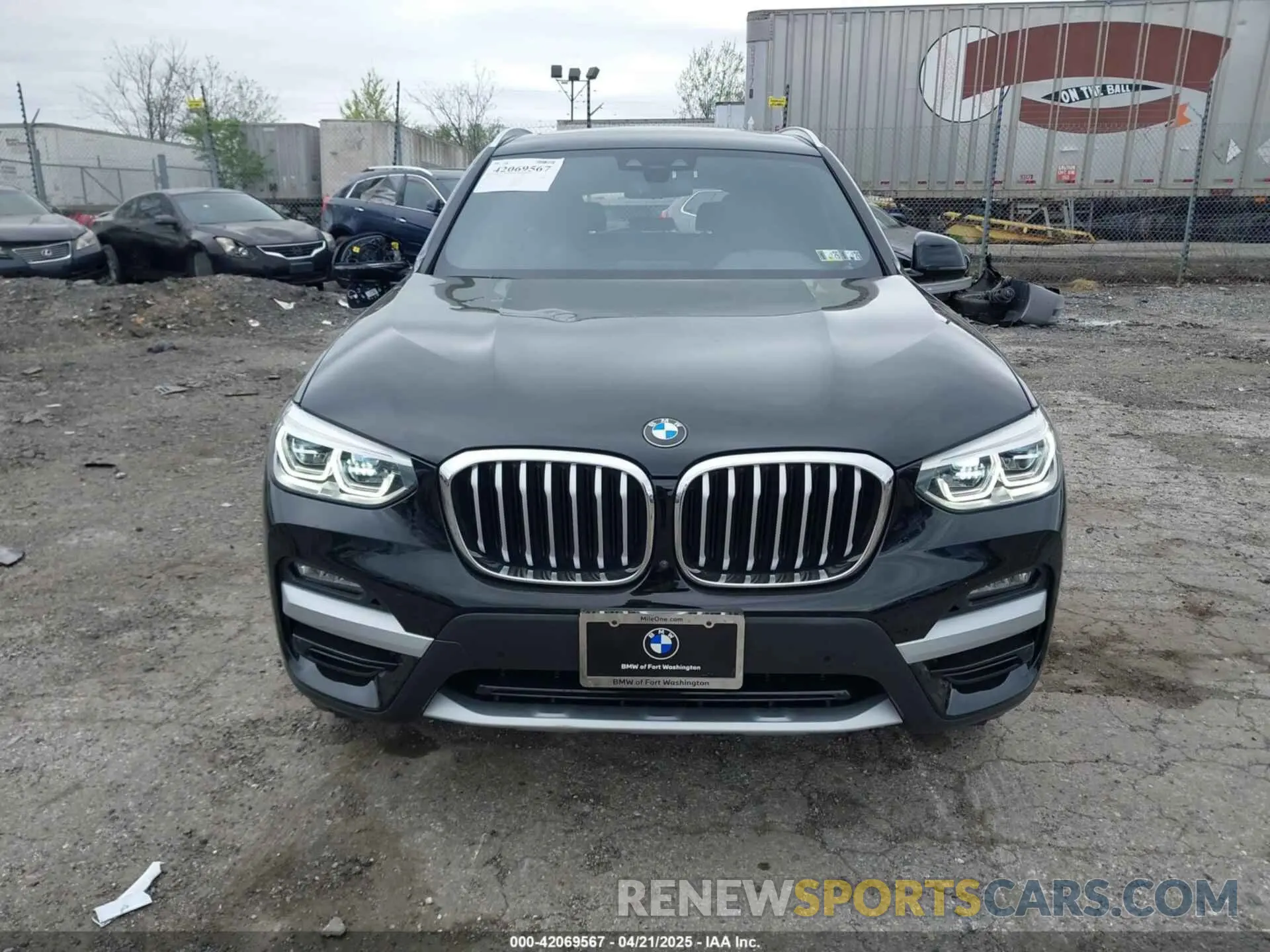 11 Photograph of a damaged car 5UXTY5C04M9F93699 BMW X3 2021