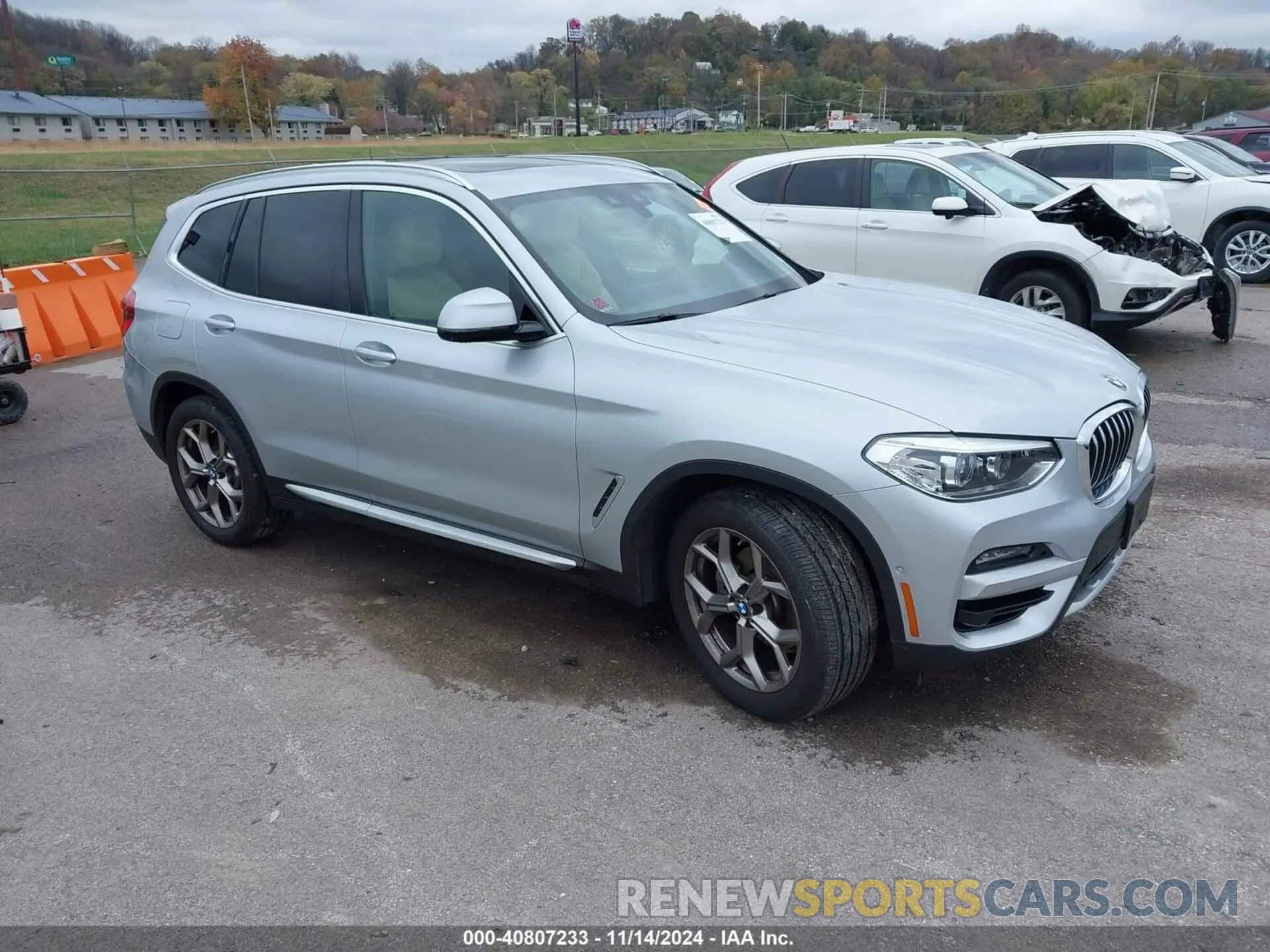 1 Photograph of a damaged car 5UXTY5C04M9G99120 BMW X3 2021