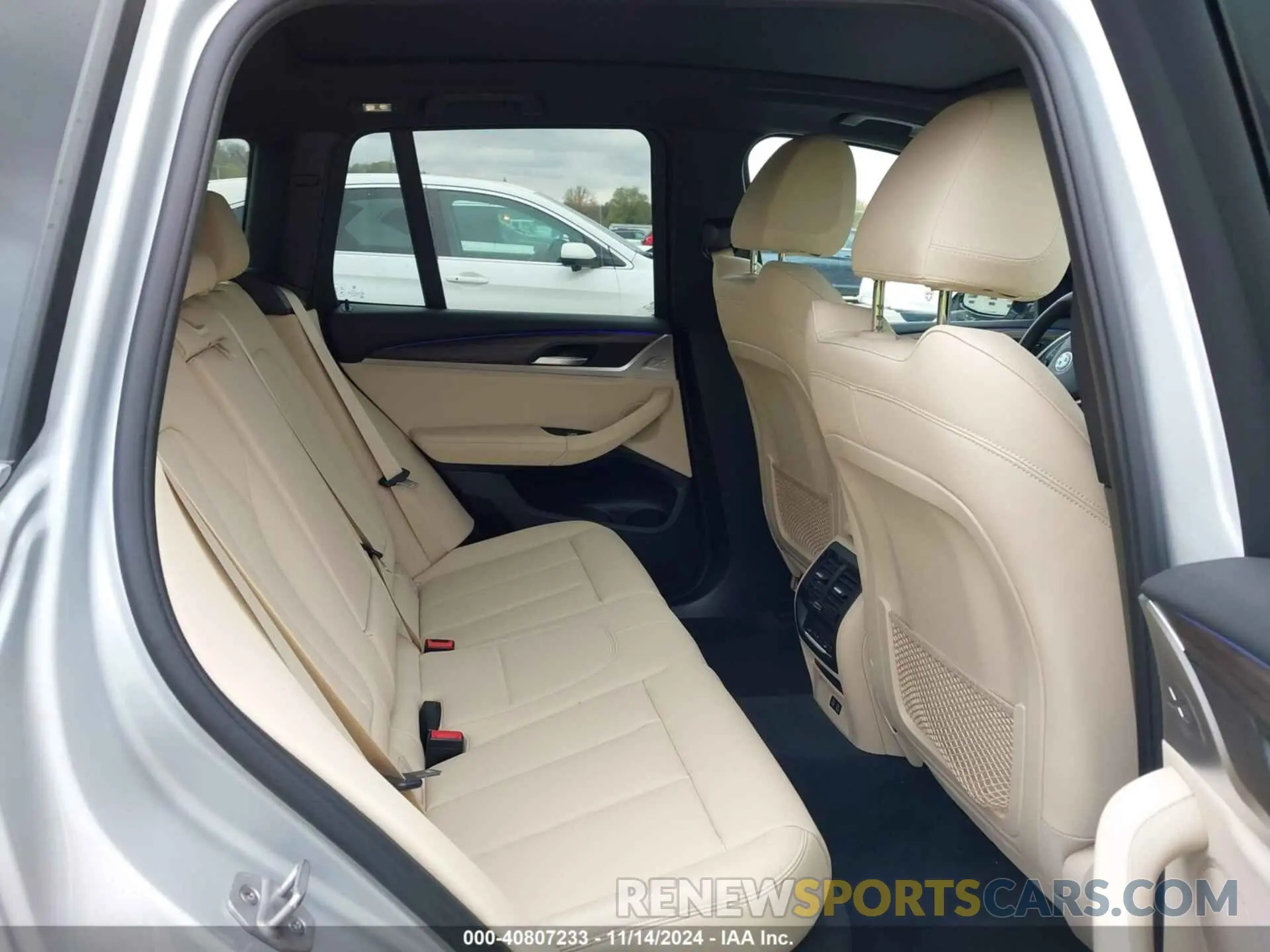 8 Photograph of a damaged car 5UXTY5C04M9G99120 BMW X3 2021