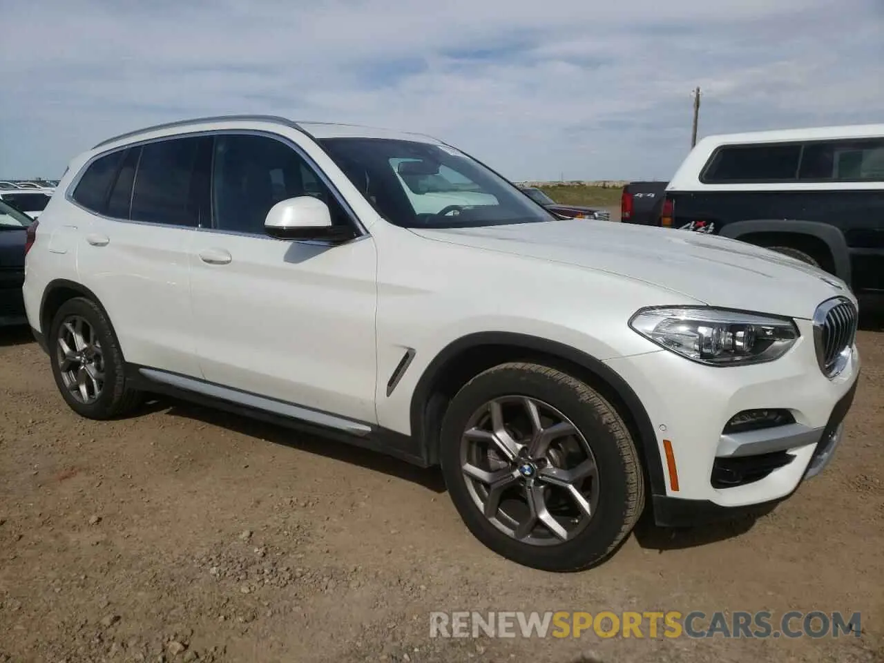 4 Photograph of a damaged car 5UXTY5C04M9H00881 BMW X3 2021