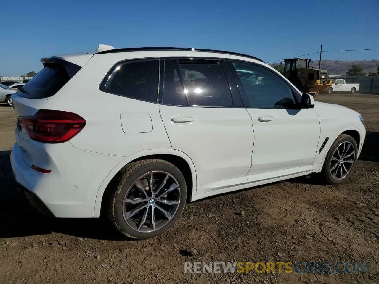 3 Photograph of a damaged car 5UXTY5C05M9F99544 BMW X3 2021