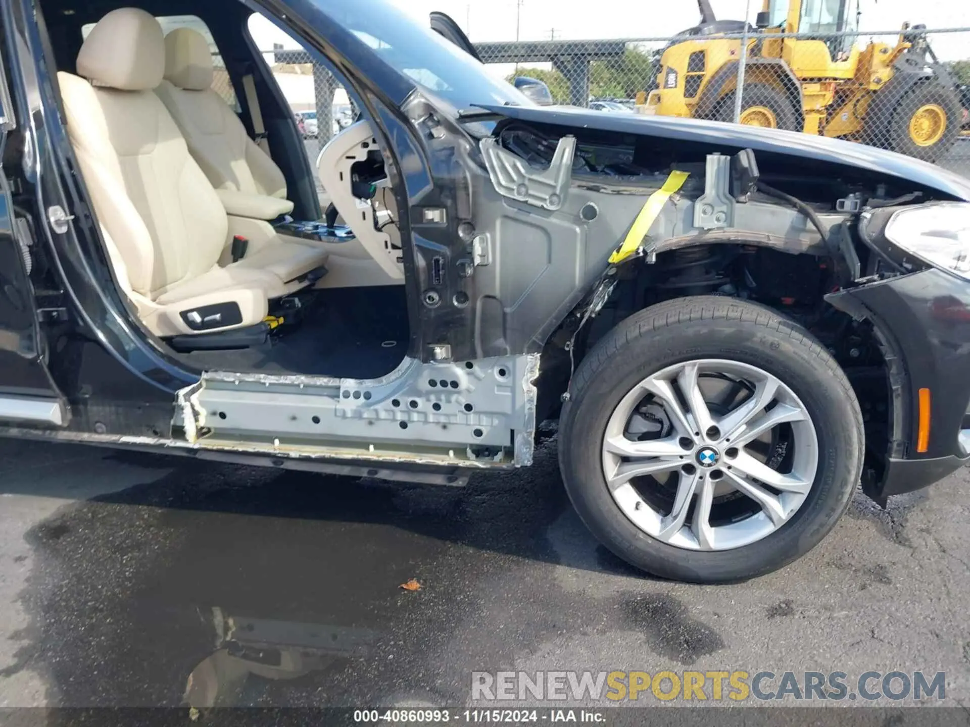 6 Photograph of a damaged car 5UXTY5C05M9H95290 BMW X3 2021