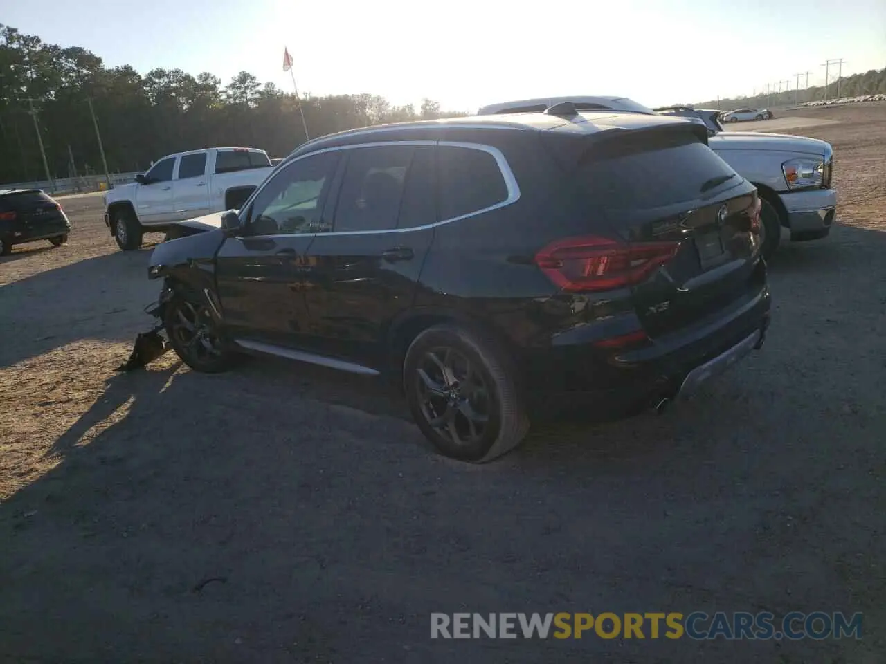 2 Photograph of a damaged car 5UXTY5C06M9D96257 BMW X3 2021