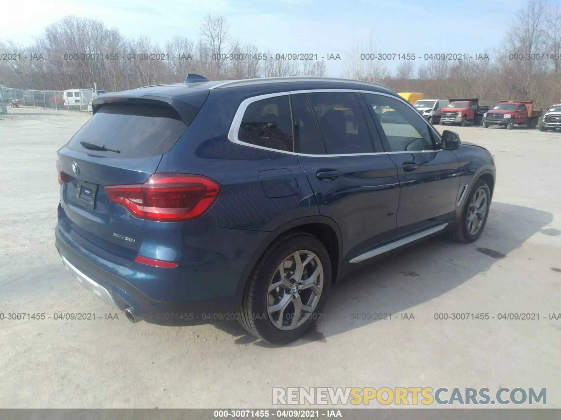 4 Photograph of a damaged car 5UXTY5C06M9F11553 BMW X3 2021