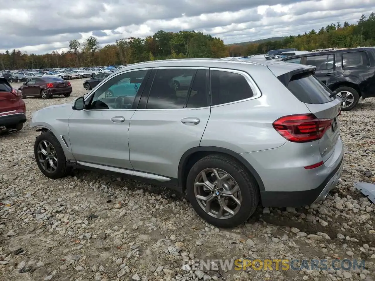 2 Photograph of a damaged car 5UXTY5C07M9F21282 BMW X3 2021