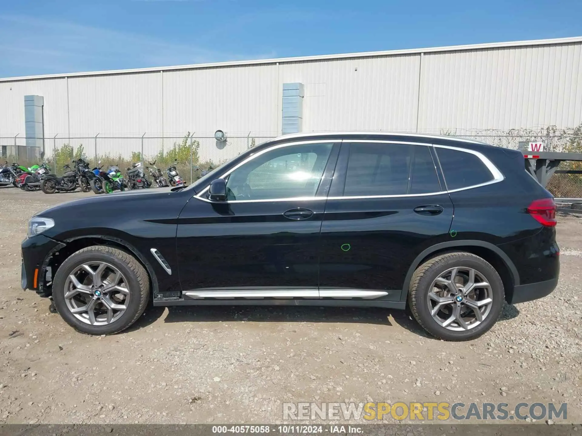15 Photograph of a damaged car 5UXTY5C07M9F33352 BMW X3 2021