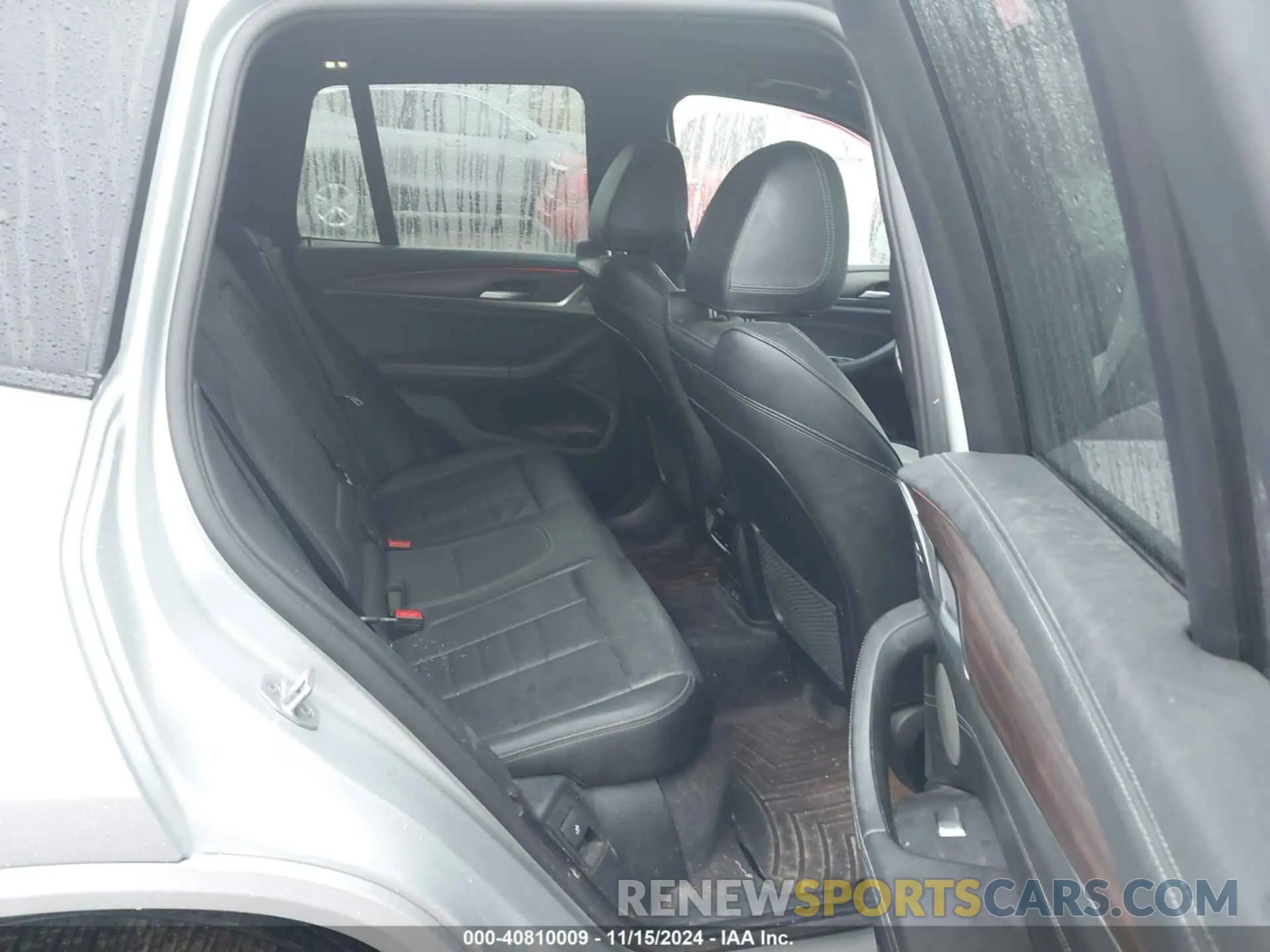 8 Photograph of a damaged car 5UXTY5C07M9F44982 BMW X3 2021