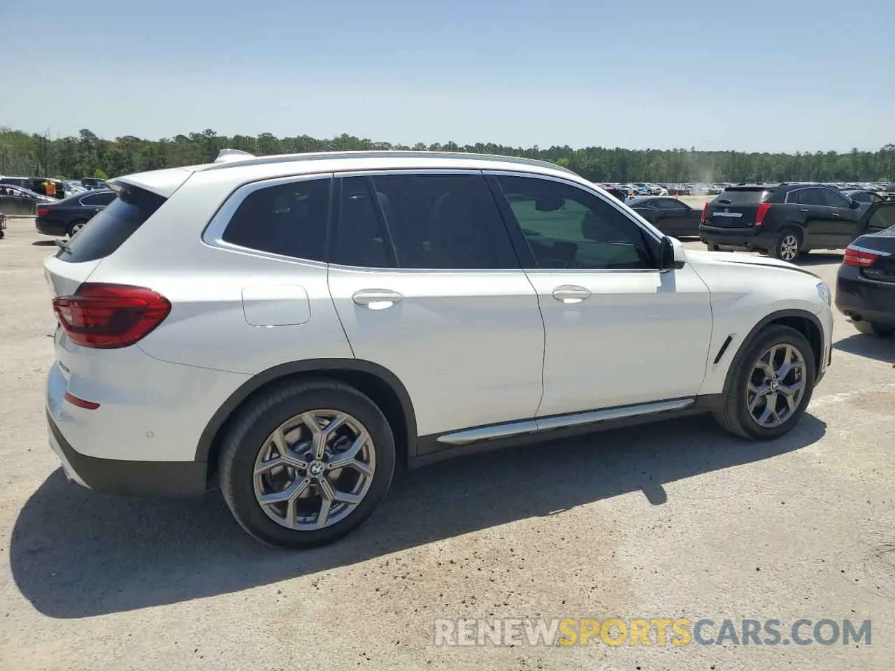 3 Photograph of a damaged car 5UXTY5C07M9H37939 BMW X3 2021