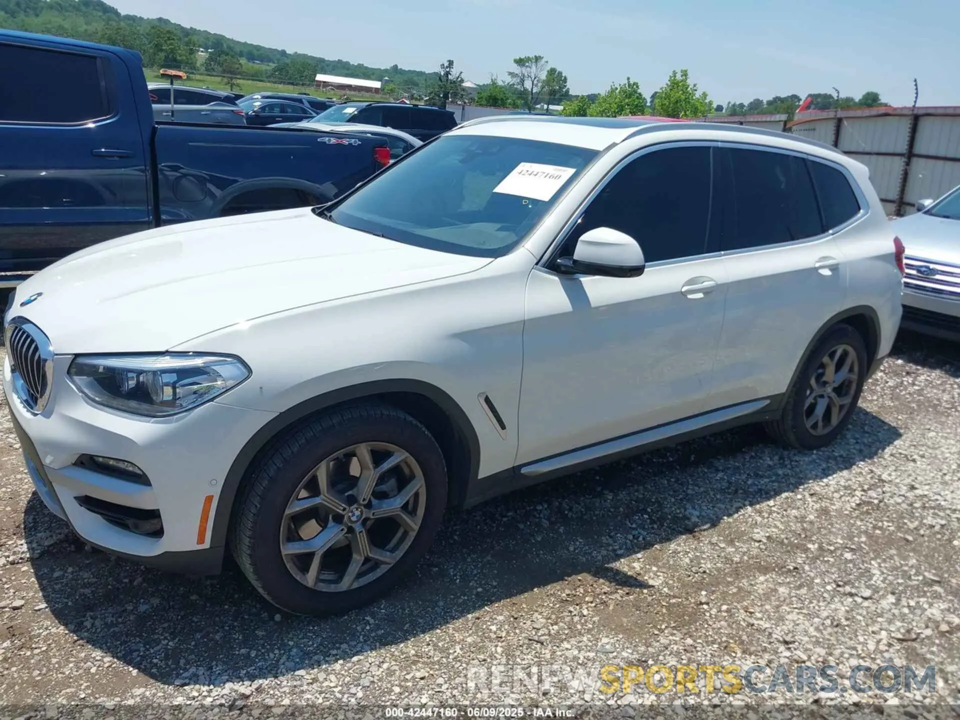 6 Photograph of a damaged car 5UXTY5C08M9F02563 BMW X3 2021