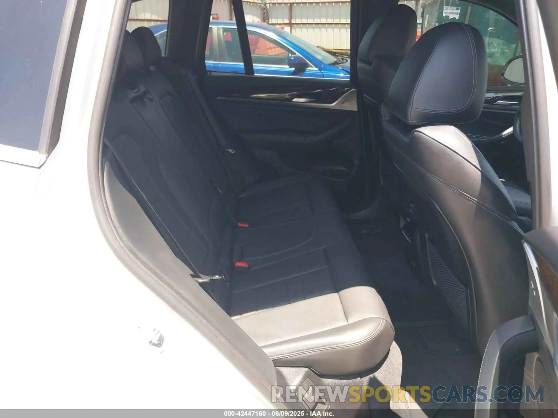 8 Photograph of a damaged car 5UXTY5C08M9F02563 BMW X3 2021