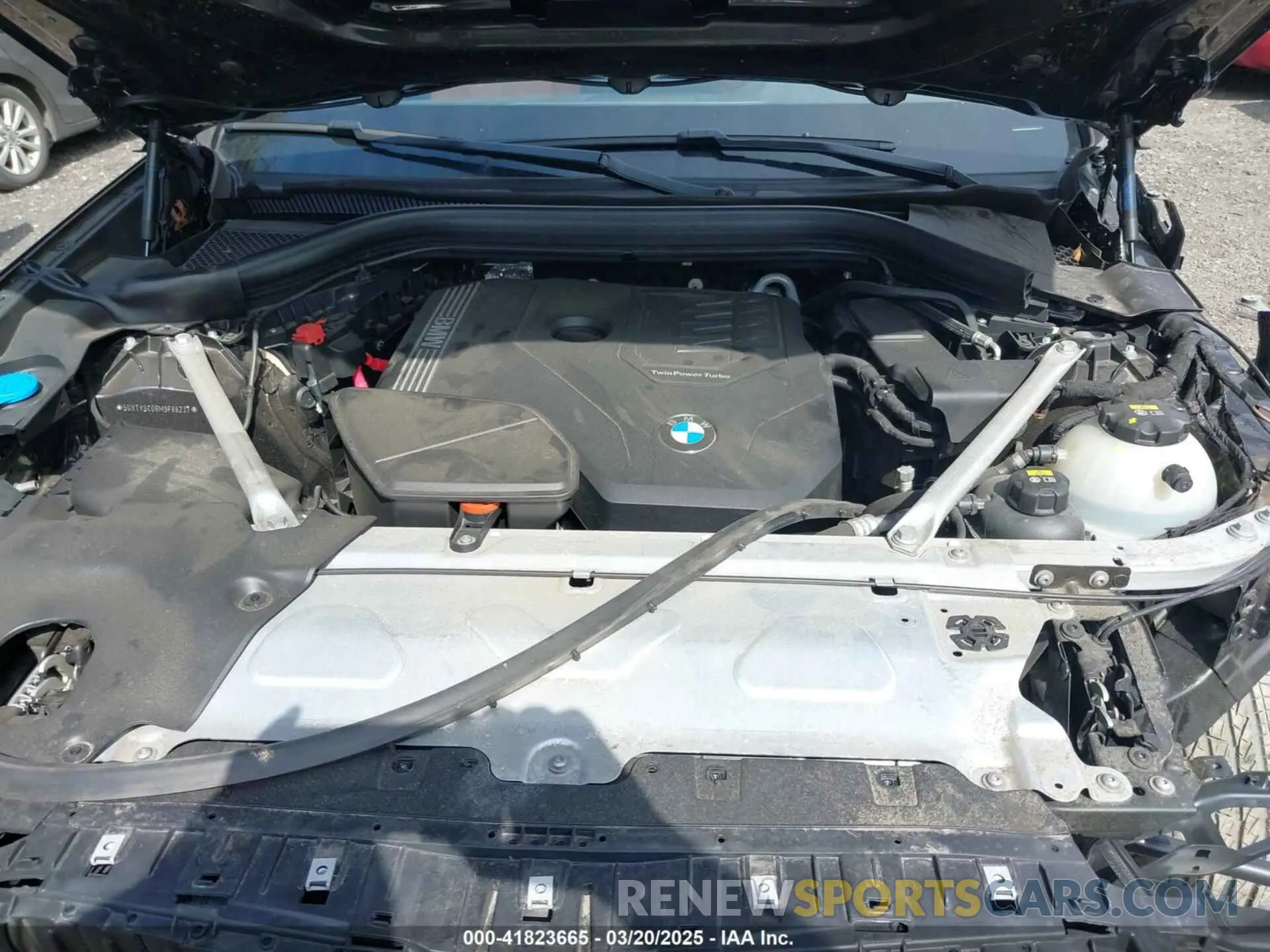 10 Photograph of a damaged car 5UXTY5C08M9F86237 BMW X3 2021